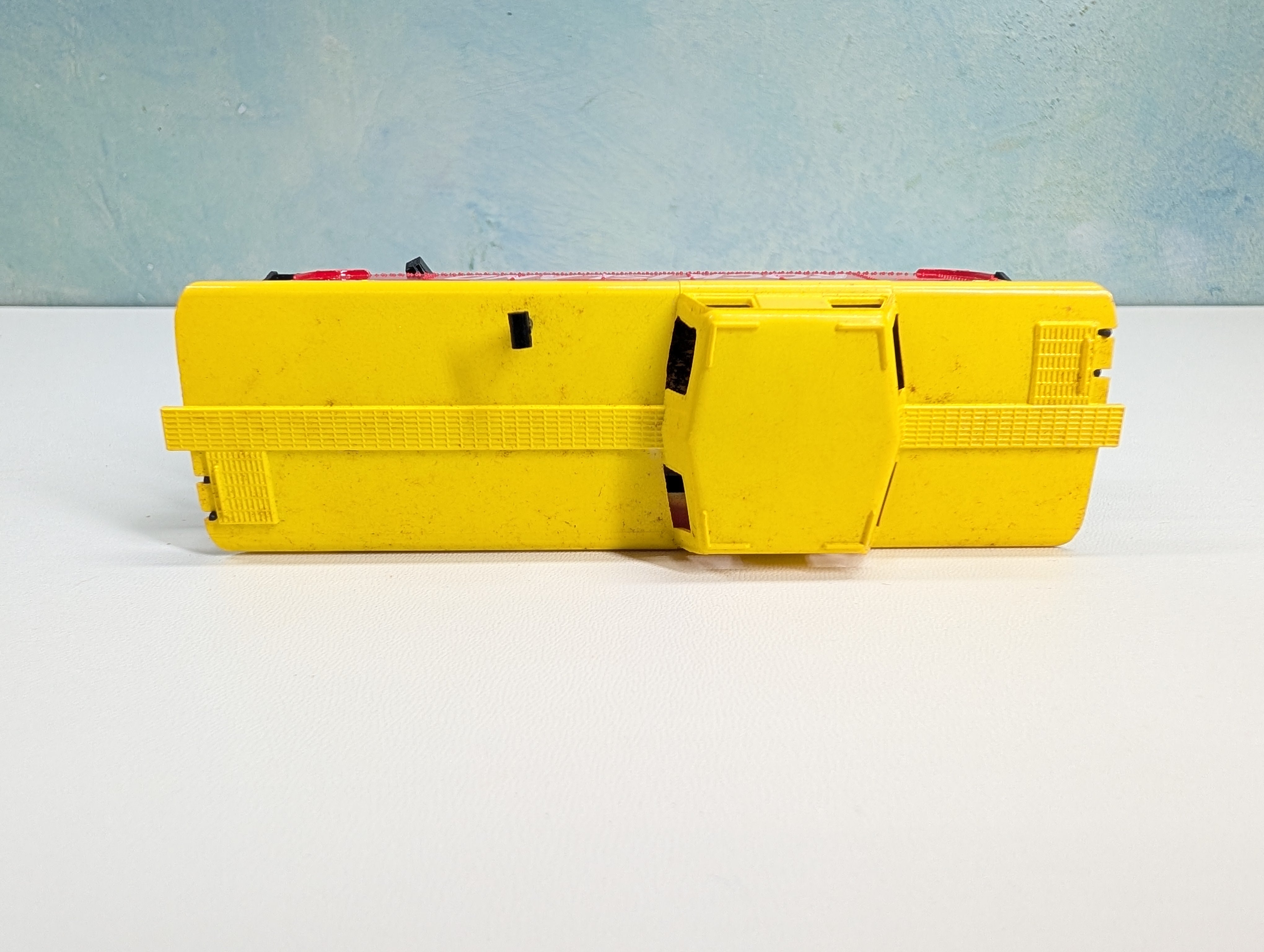 USED Tyco HO Scale Caboose Rock Island