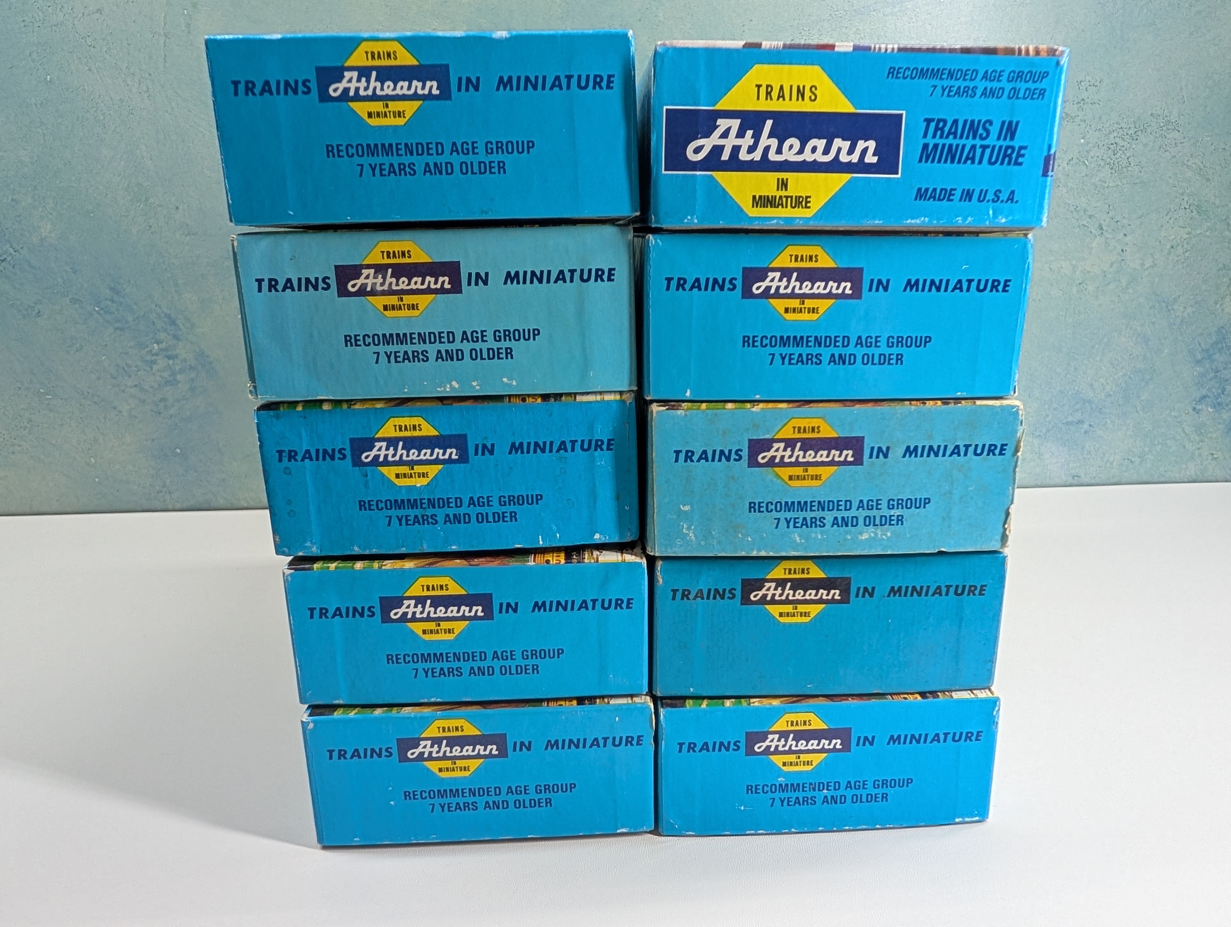 USED Athearn HO Scale Lot of Empty Train Boxes for Storage (10 pcs)