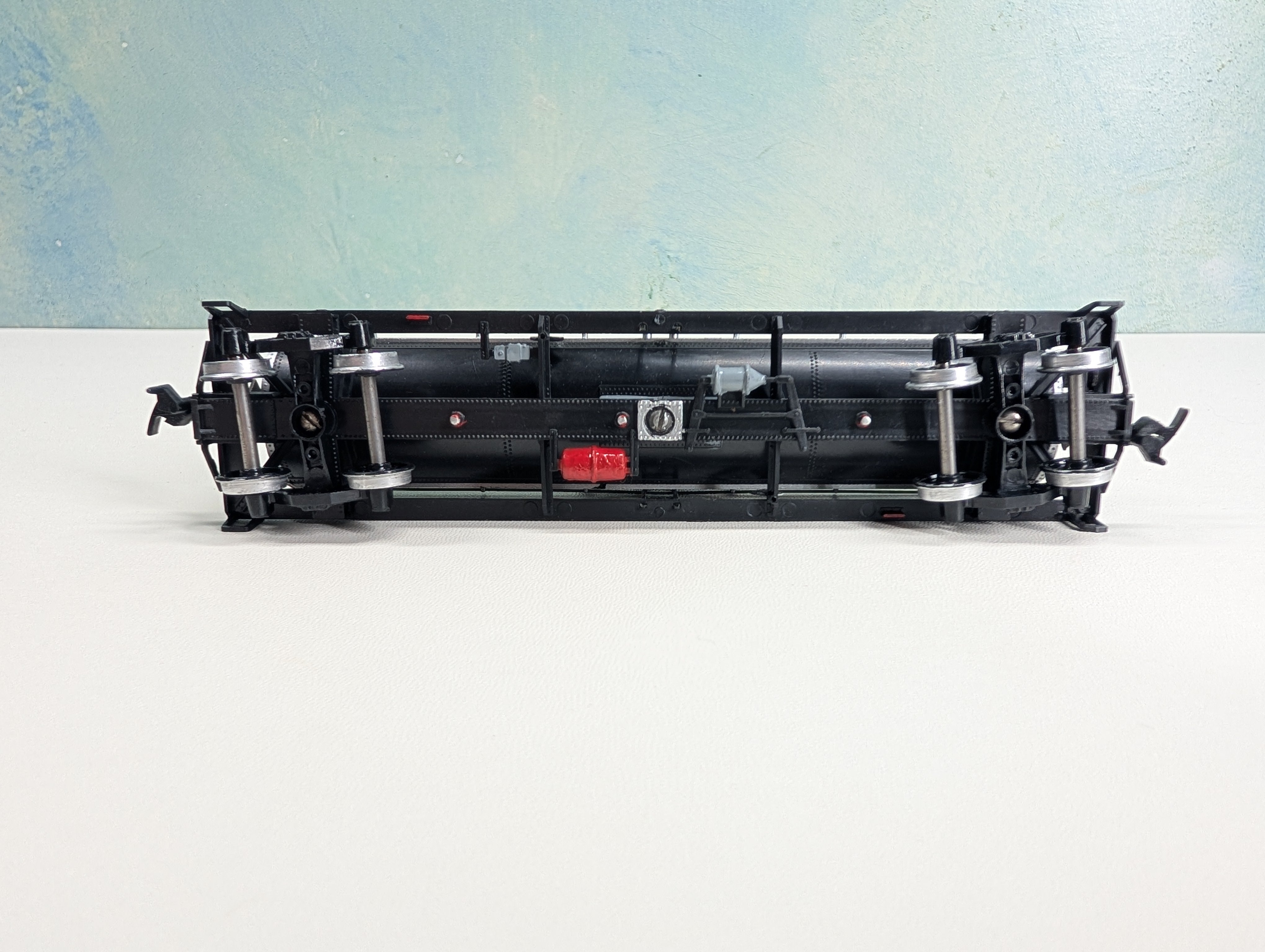 USED Athearn HO Scale Tank Car DuPont SHPX #3246