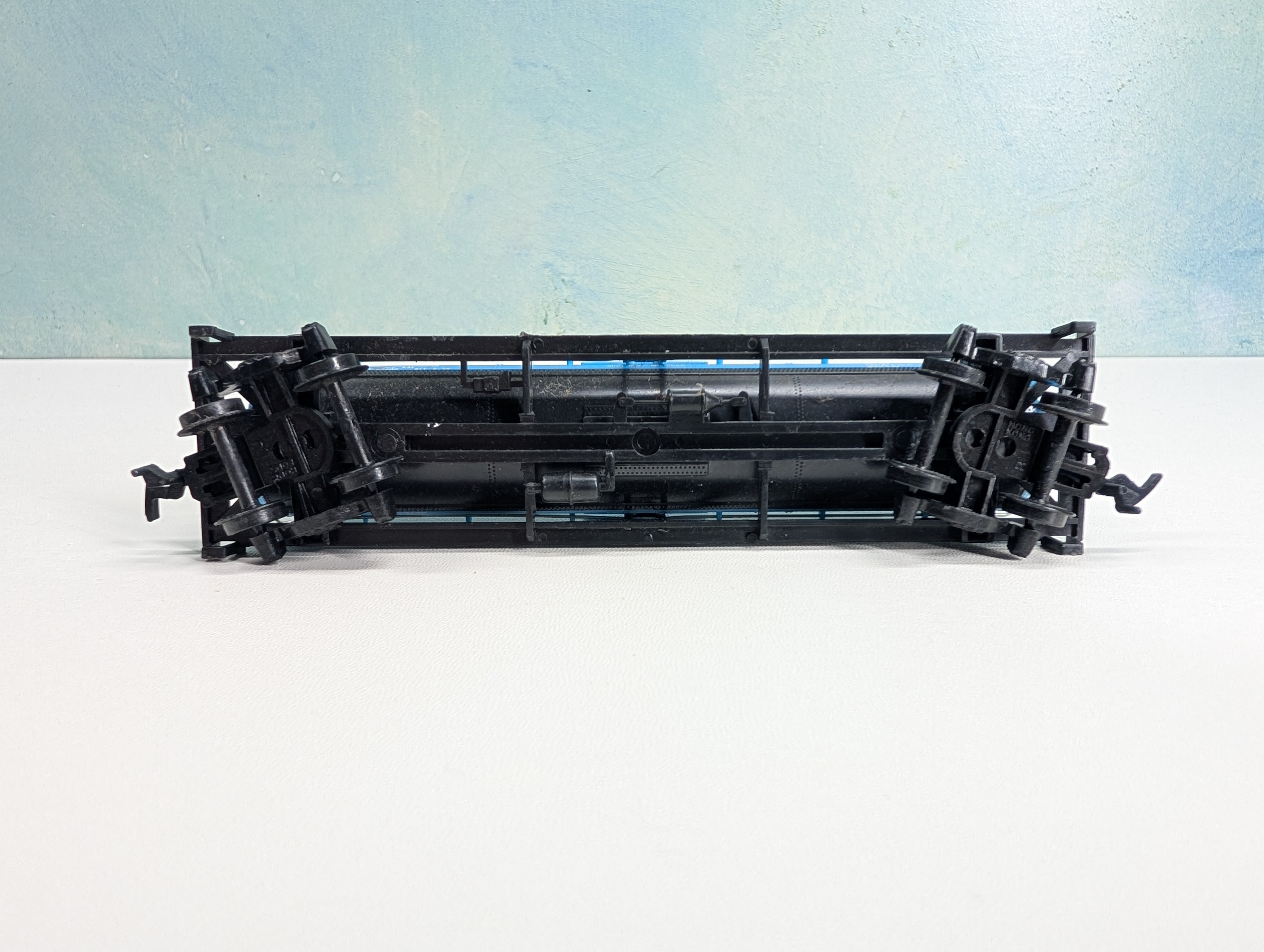 USED HO Scale Single Dome Tank Car DOW Chemical GATX #62432