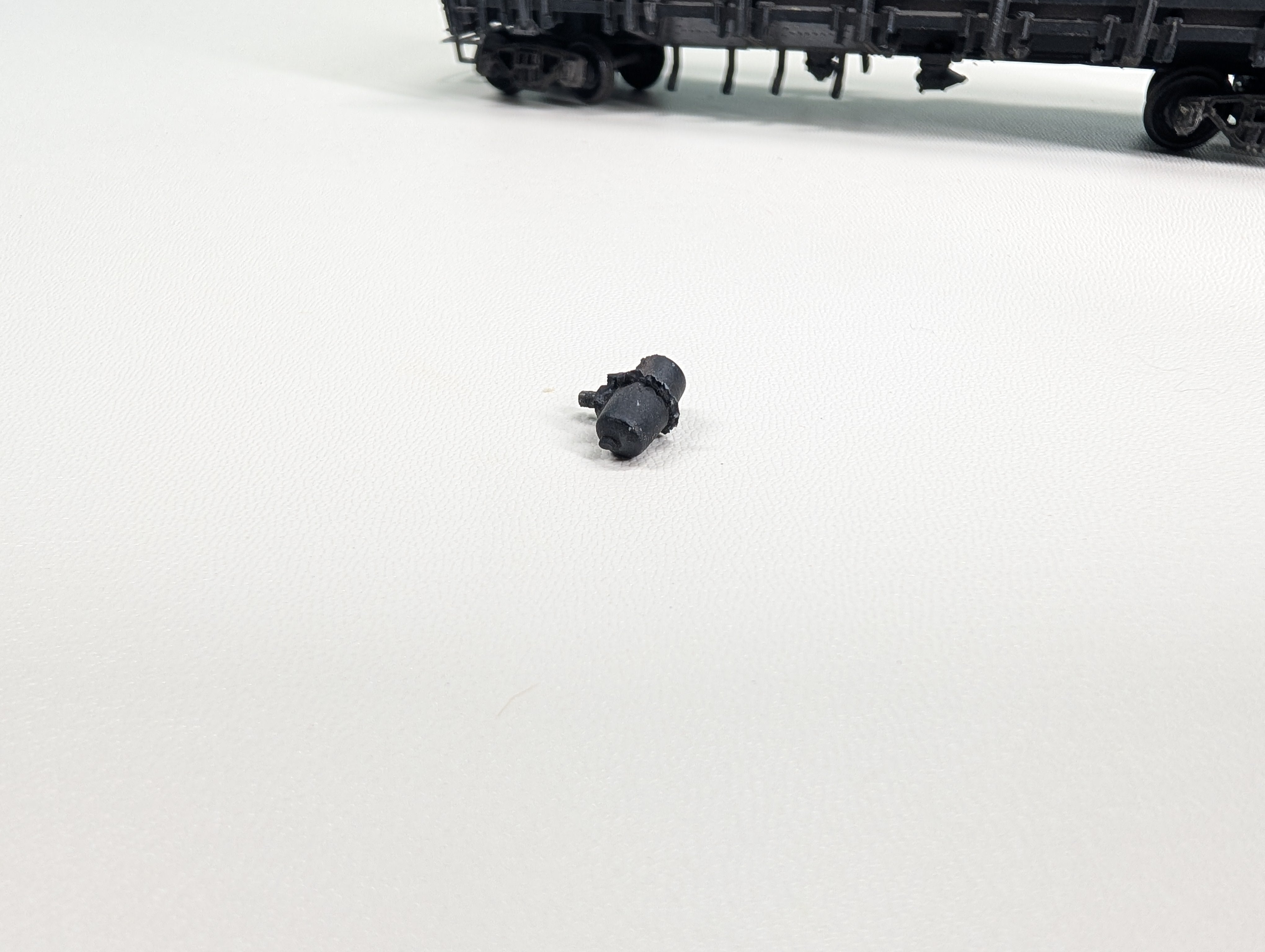 USED Ulrich HO Scale Drop Bottom Gondola, Metal Utah Coal UCR #20153