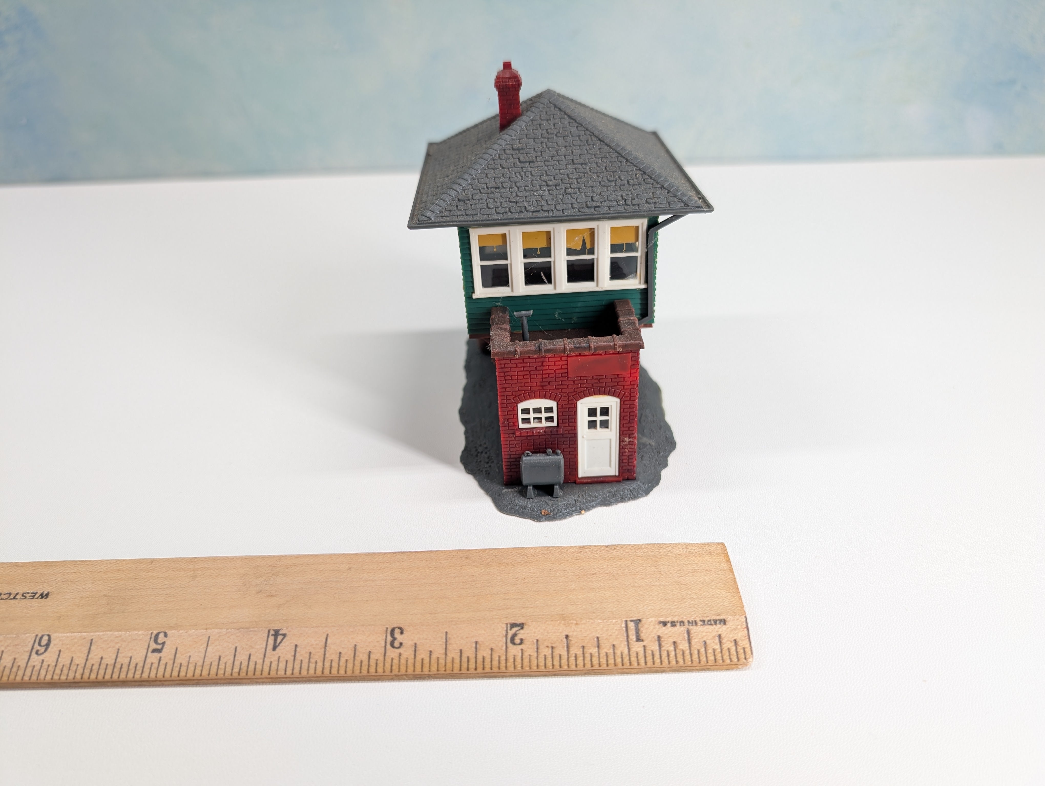 USED HO Scale Yard Tower