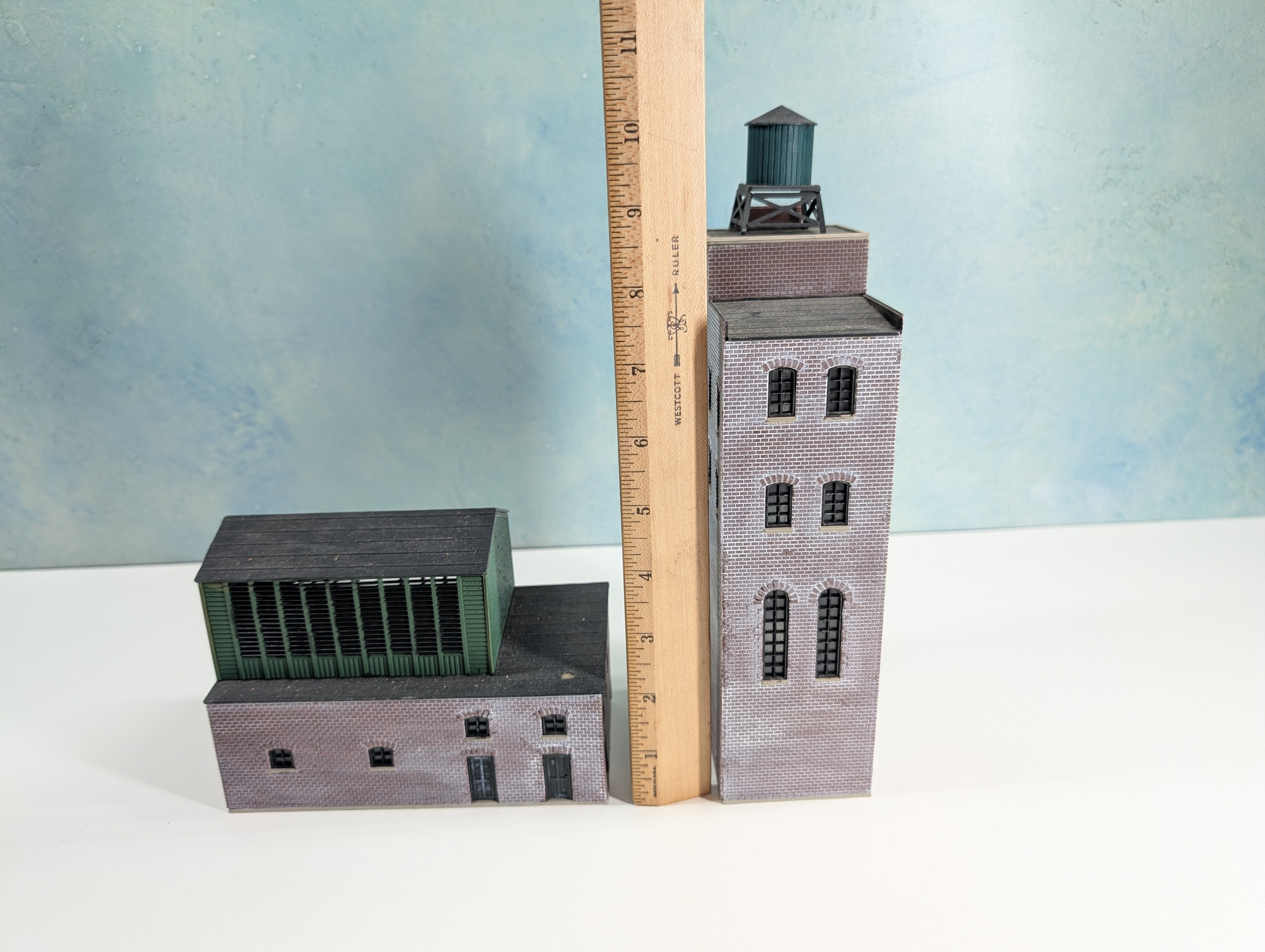 USED HO Scale Brick Industry Buildings (2 pcs)