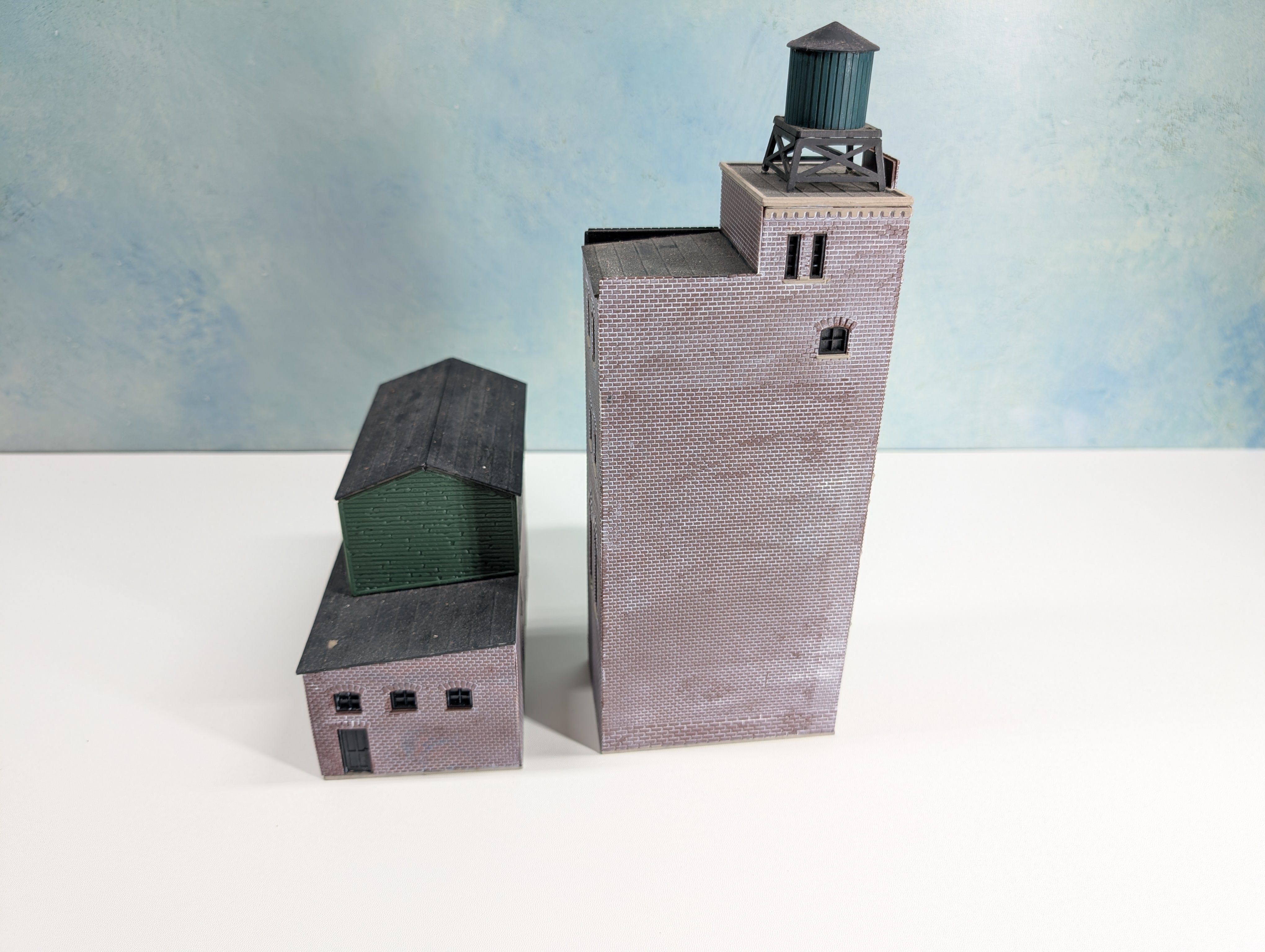 USED HO Scale Brick Industry Buildings (2 pcs)