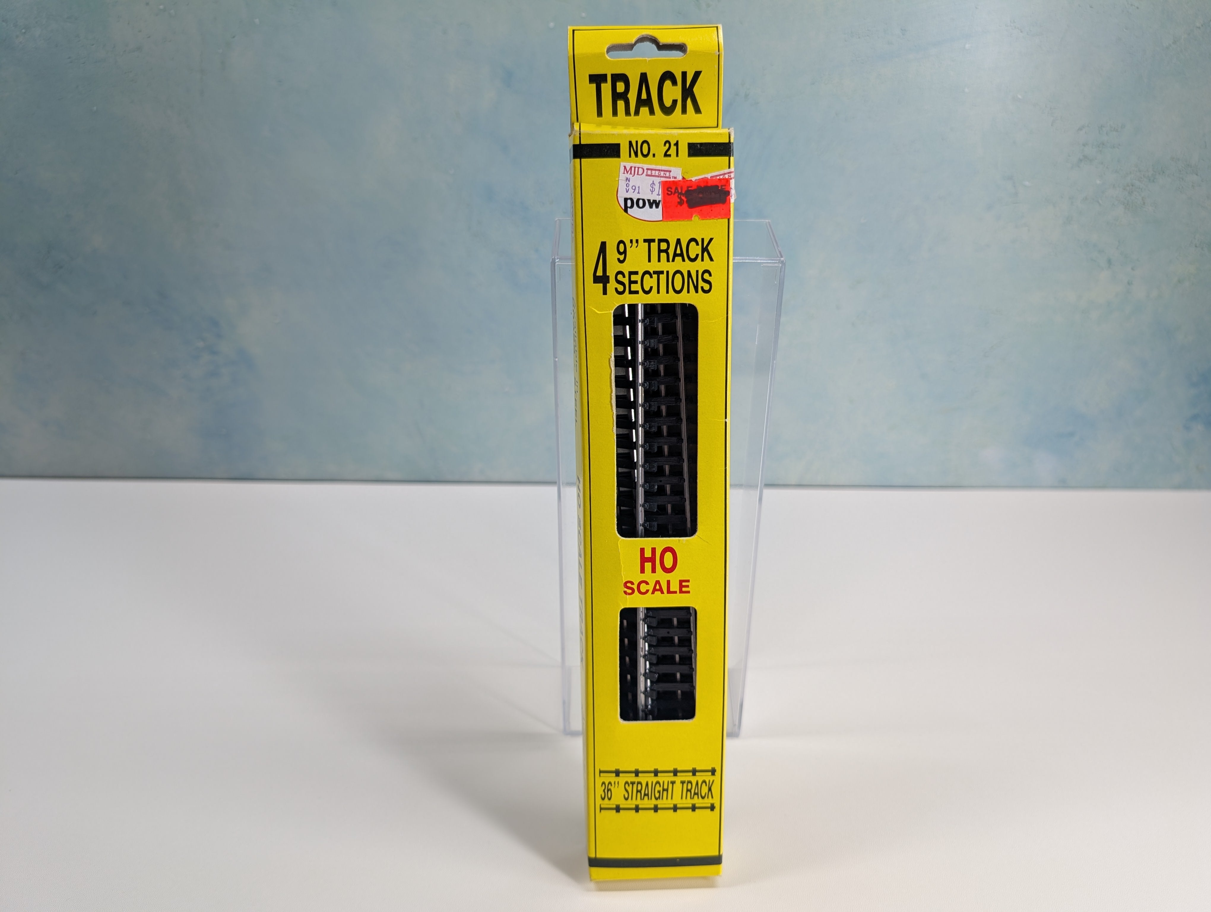 Model Power 21 HO Scale 9" Straight Code 100 Silver Track (4 pcs)