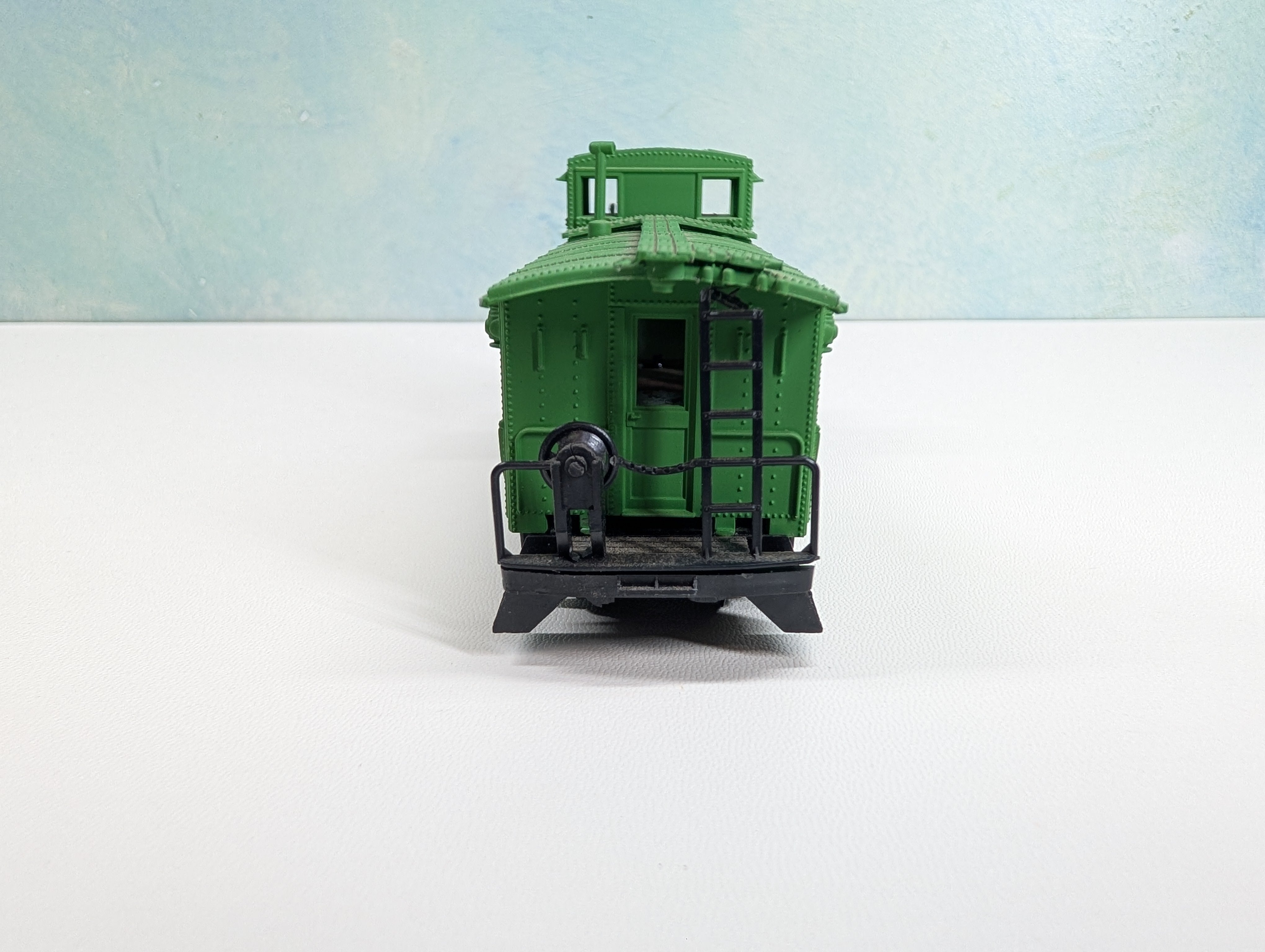 USED AHM HO Scale Caboose GE TLCX #1001