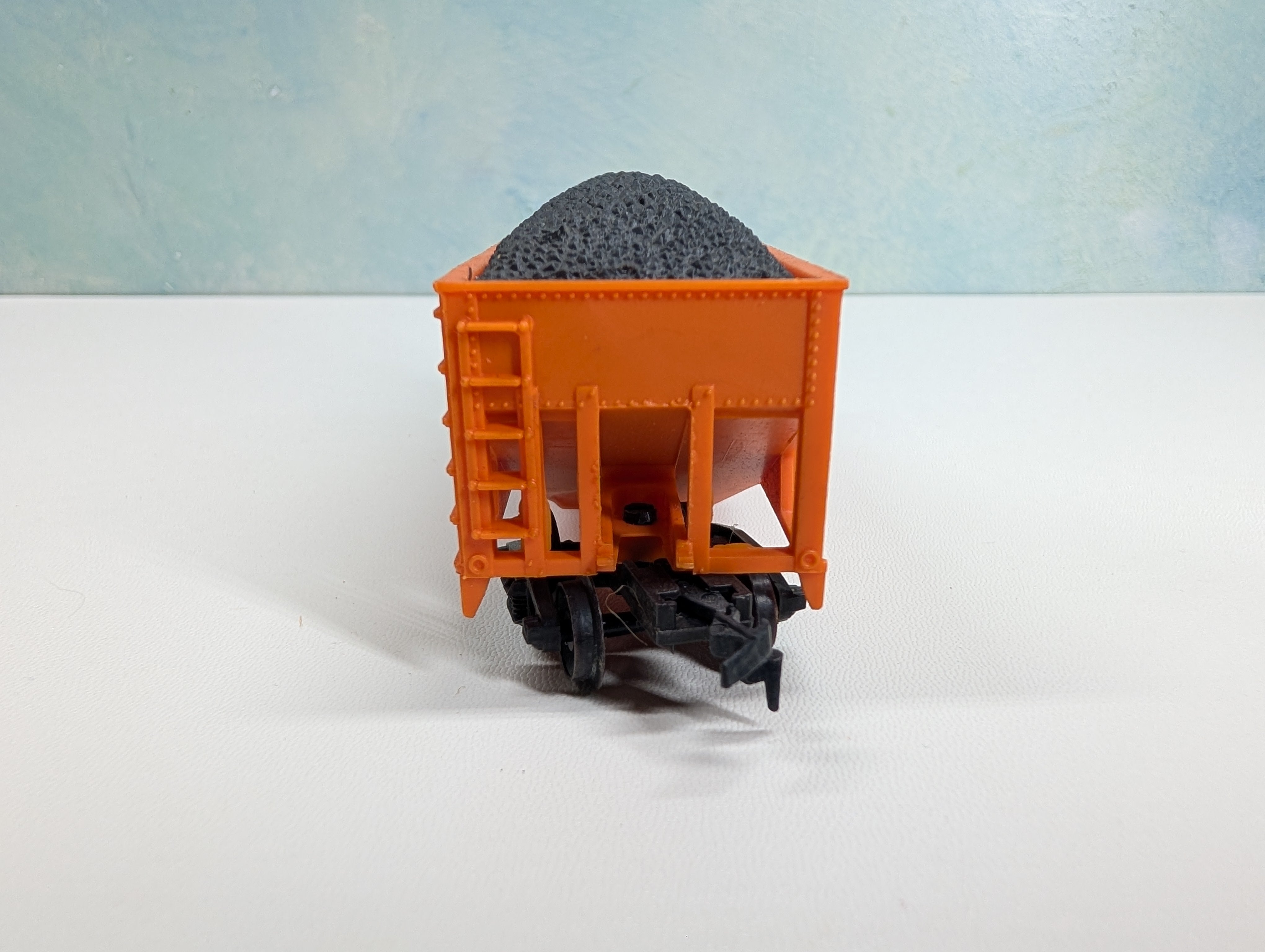 USED HO Scale 2 Bay Hopper w/ Coal Load Gifford Hill GIHX #1503 RARE