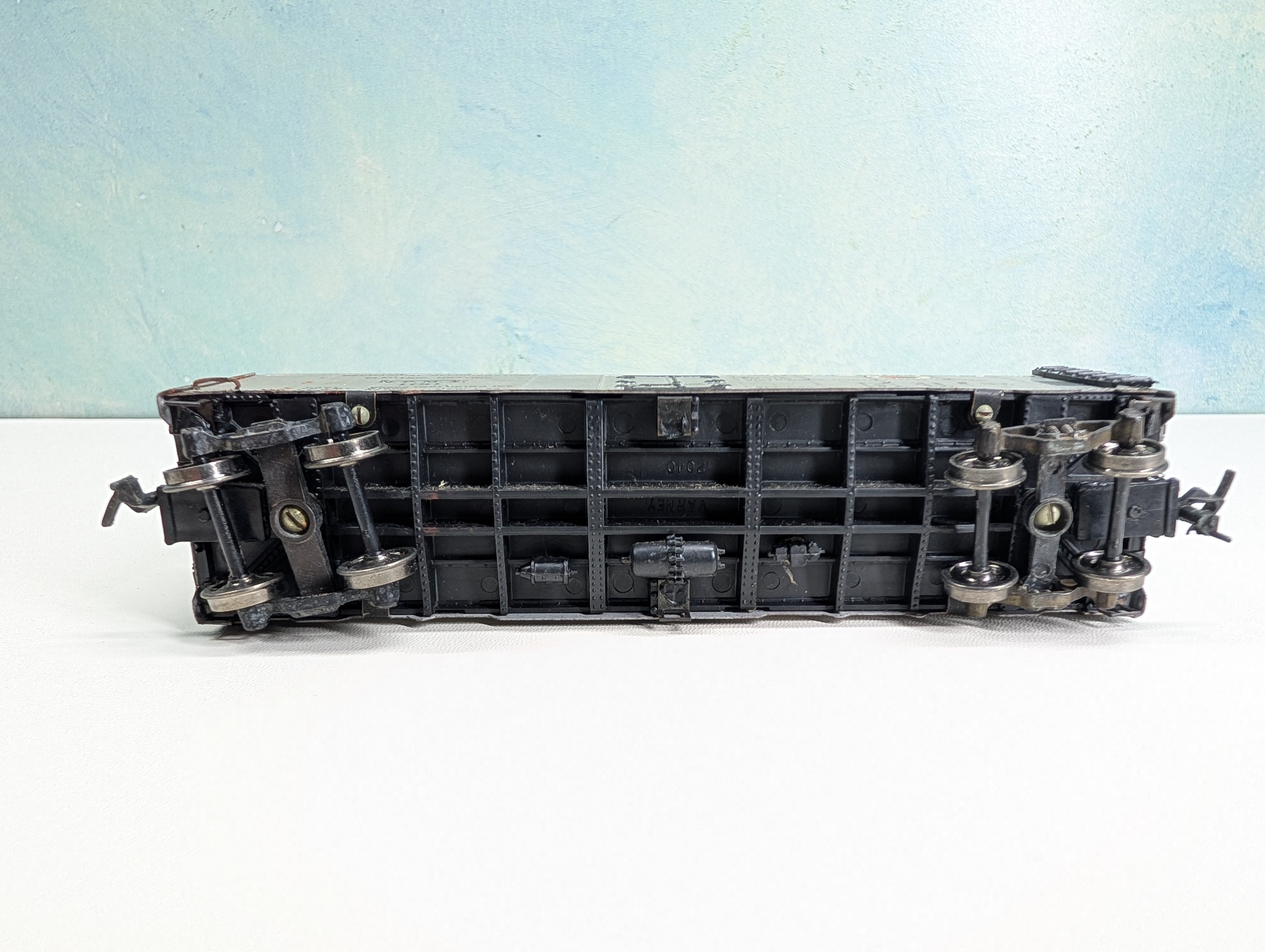 USED Varney HO Scale 41' Reefer Box Car Northern Pacific NPMX #100 Metal Wheels