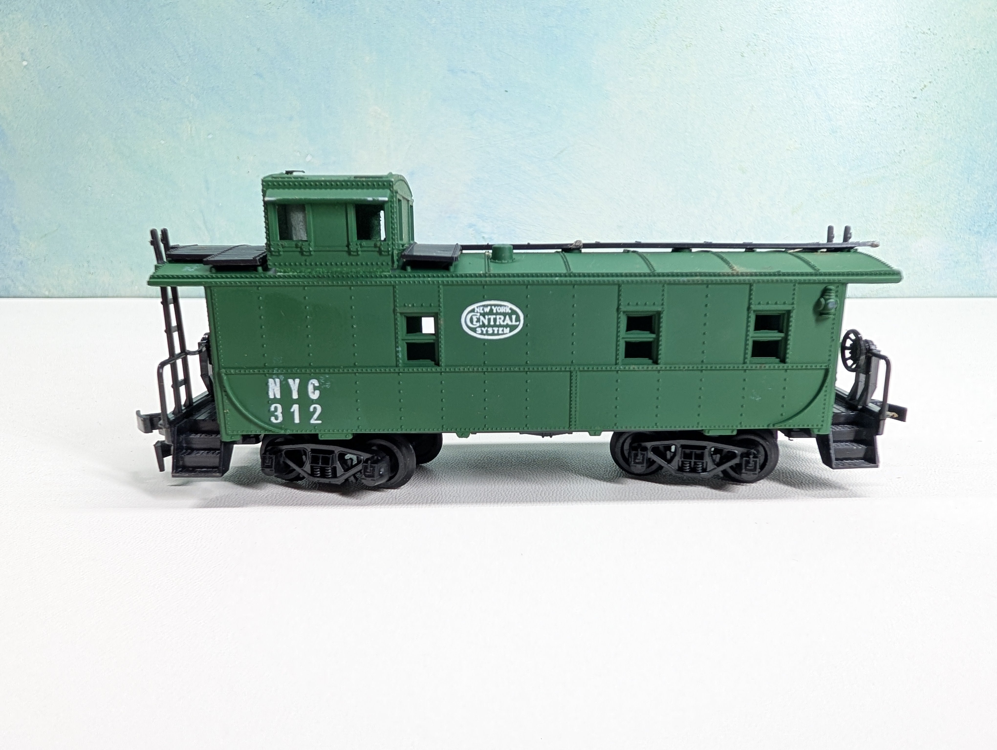USED AHM HO Scale Caboose New York Central NYC #312