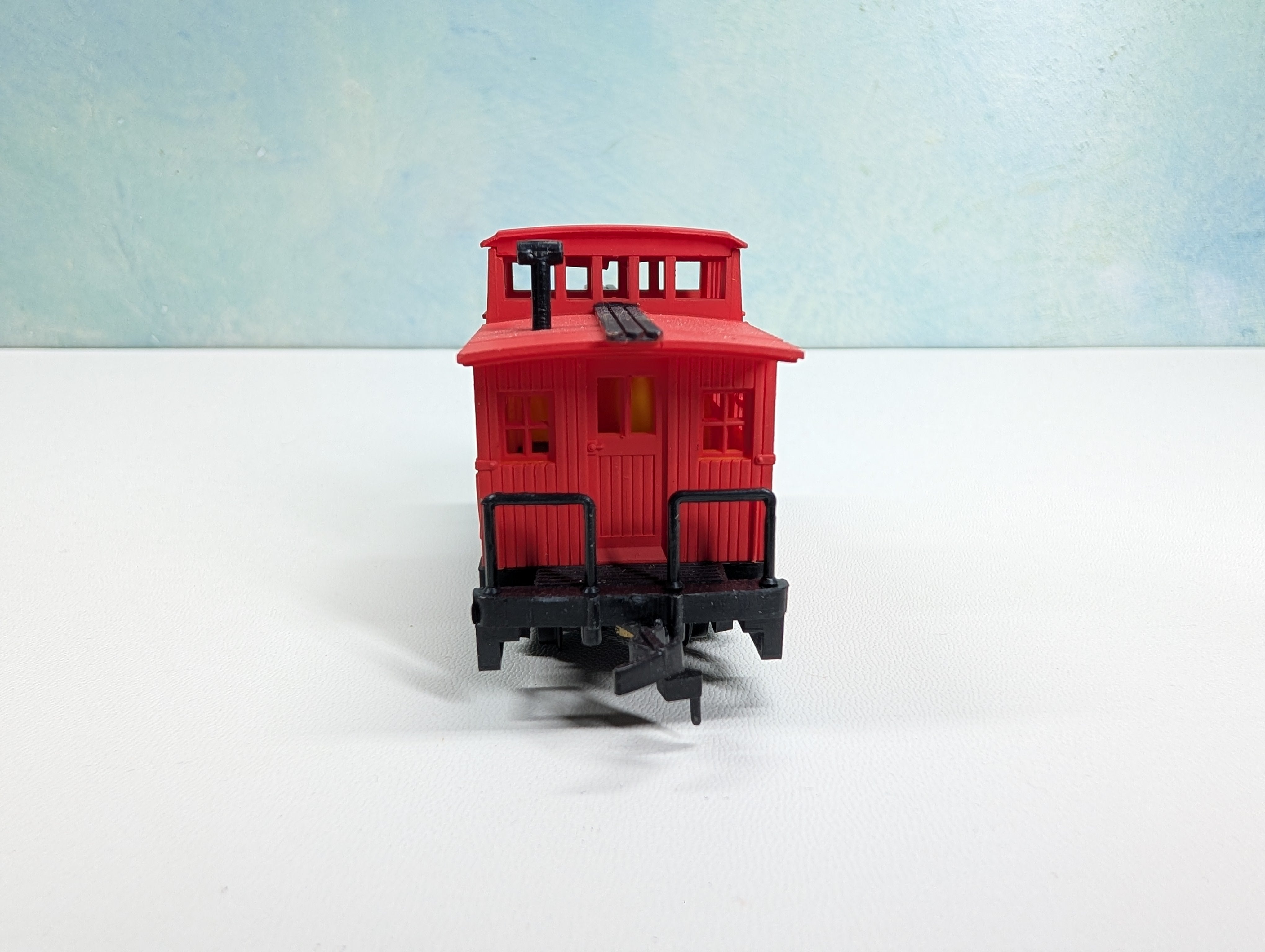USED Bachmann HO Scale Bobber Caboose Central Pacific RR