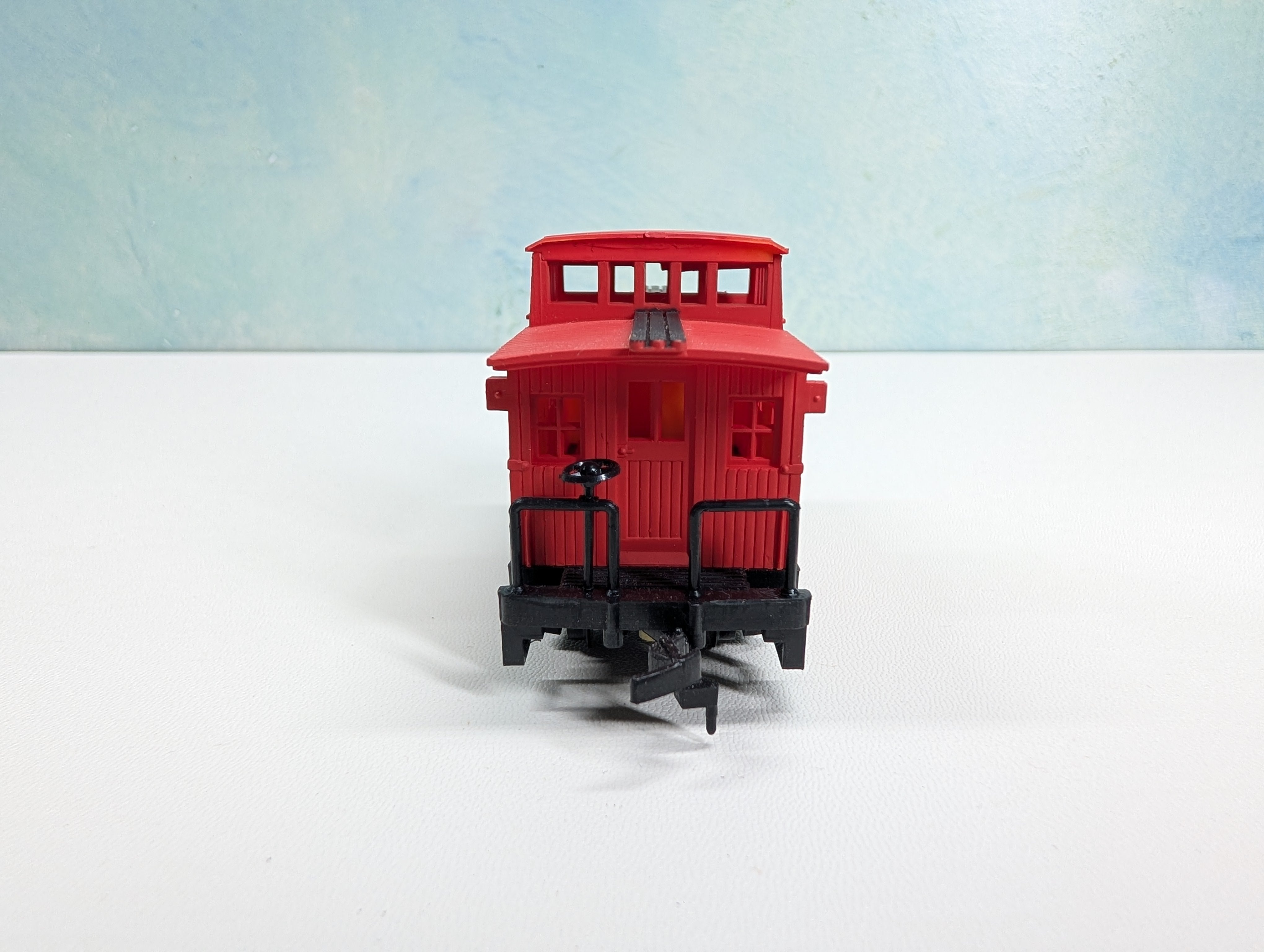 USED Bachmann HO Scale Bobber Caboose Central Pacific RR