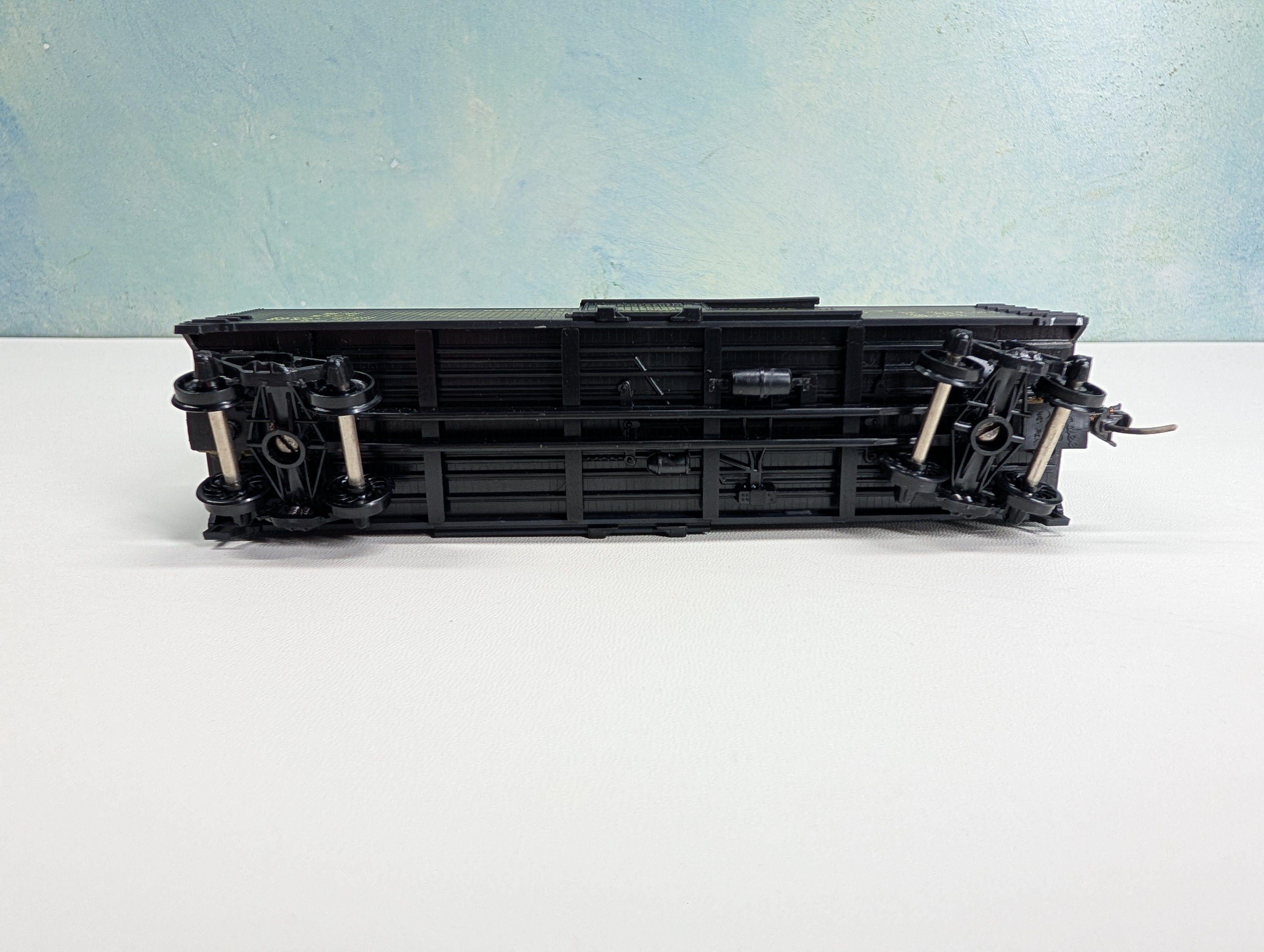 USED TRAIN MINIATURE 8063 HO Scale 40' DS Box Car Southern Pacific SP #9127