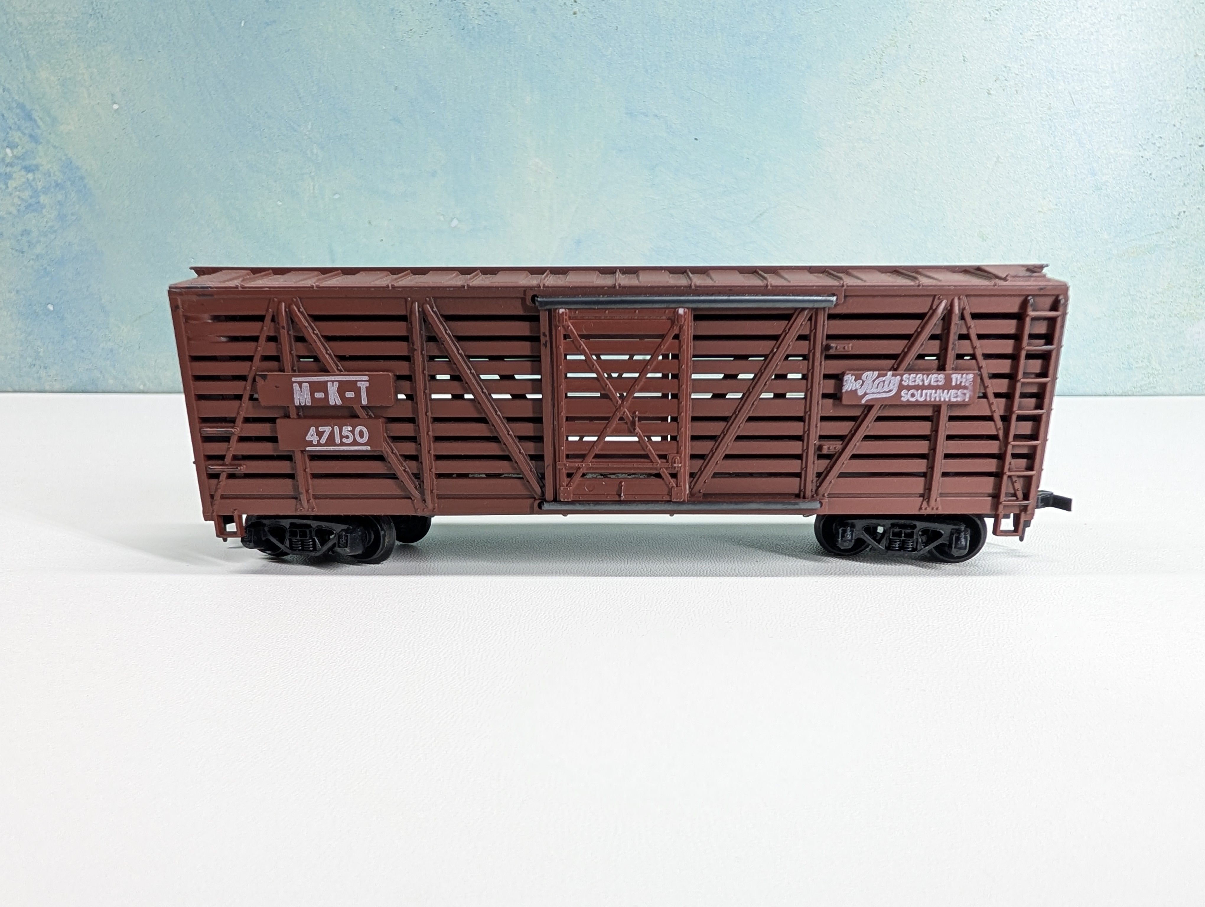 USED Tyco HO Scale 40' Livestock Cattle Car MKT #47150