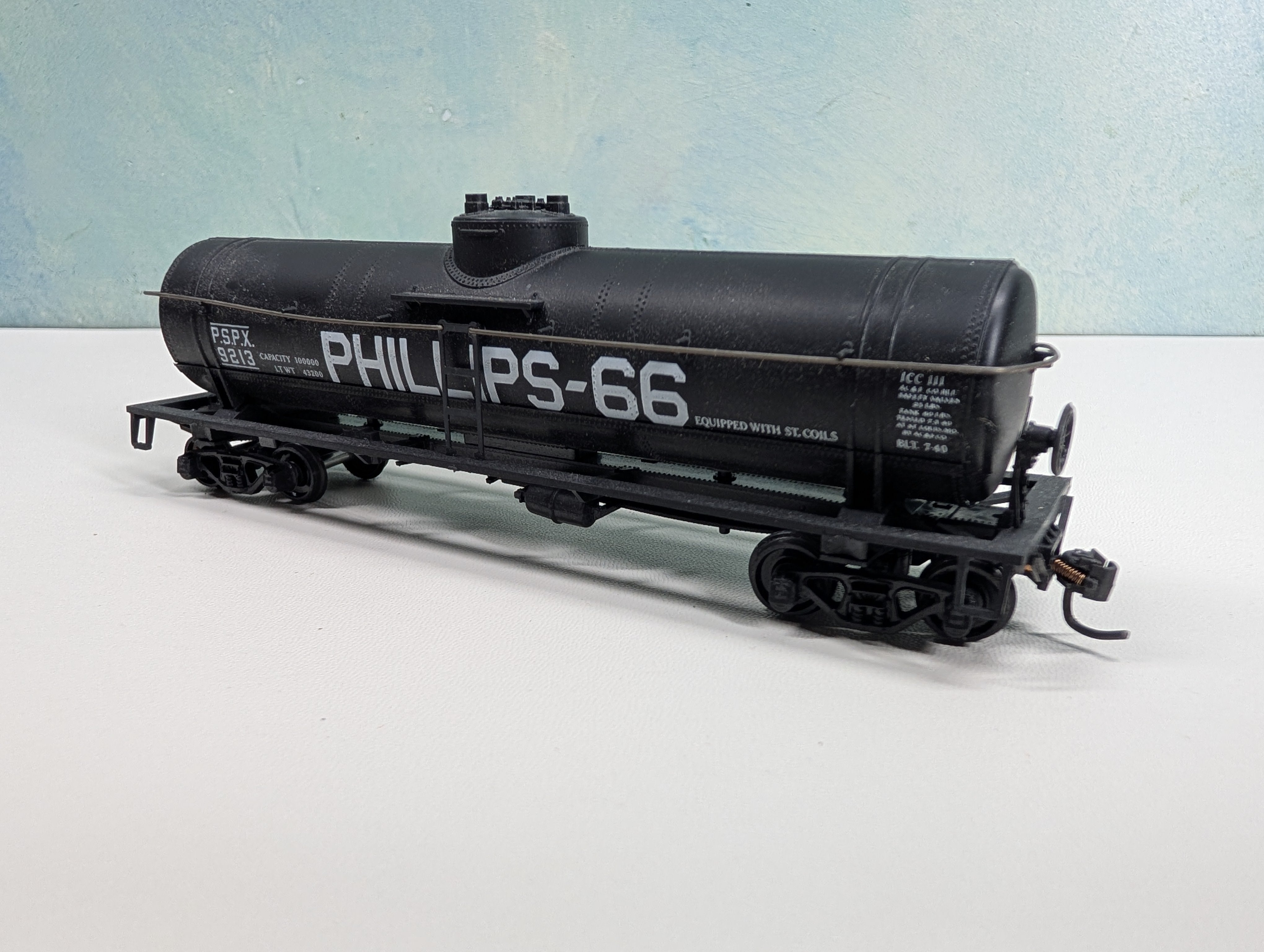 USED Athearn HO Scale Single Dome Tank Car Phillips 66 PSPX #9213