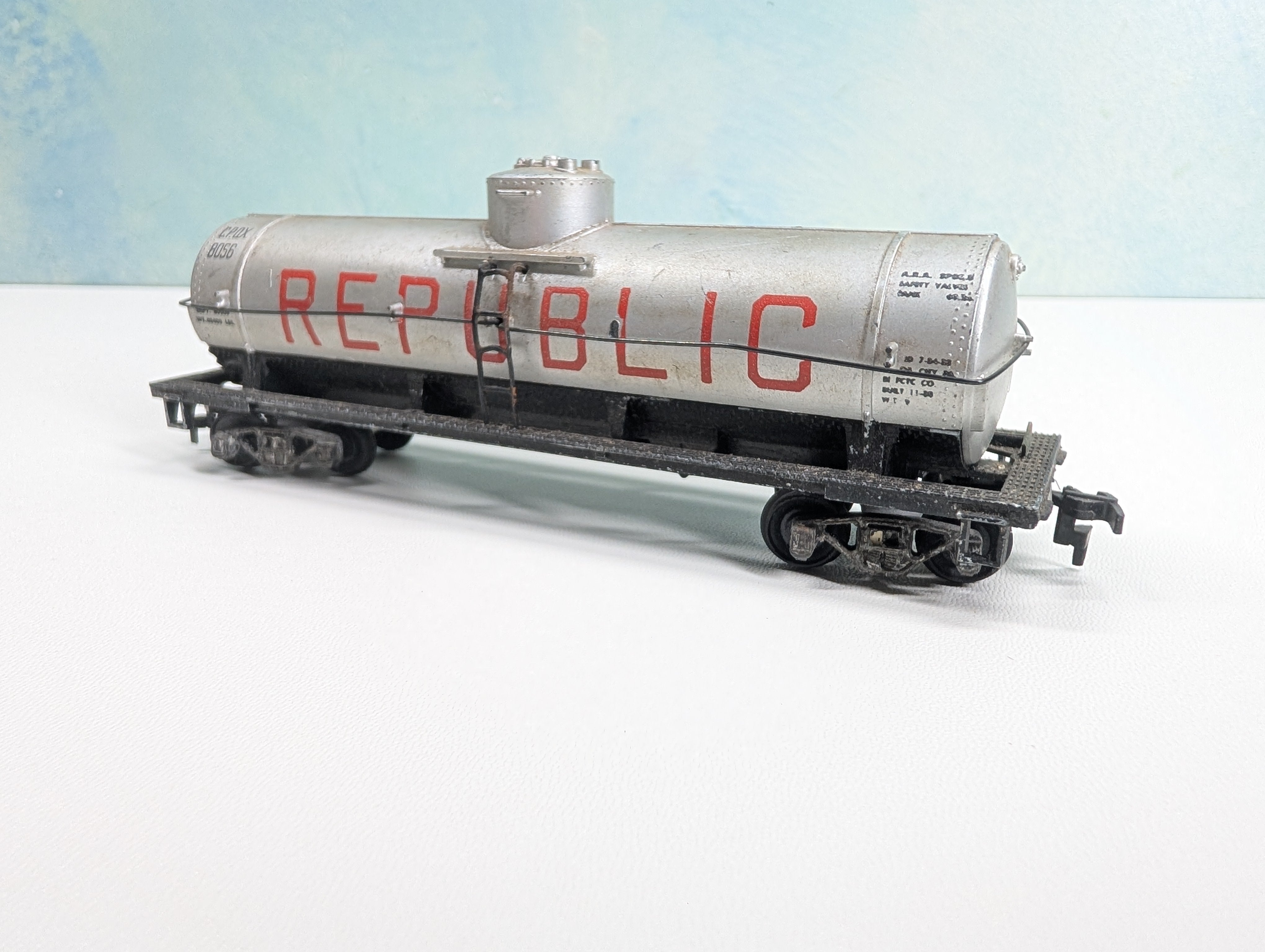 USED Mantua HO Scale Single Dome Tank Car Republic CPOX #8056