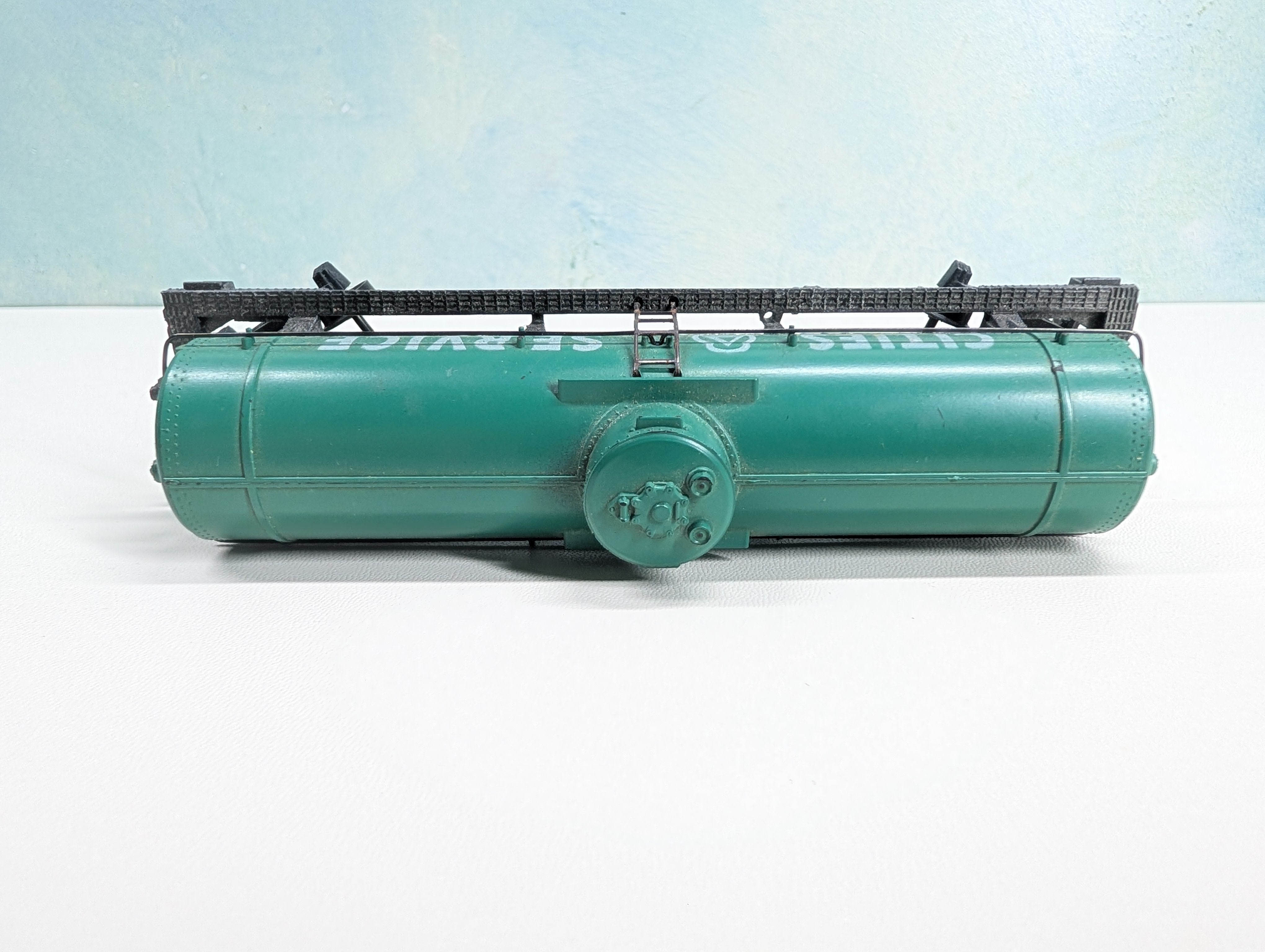 USED Mantua HO Scale Single Dome Tank Car Cities Service