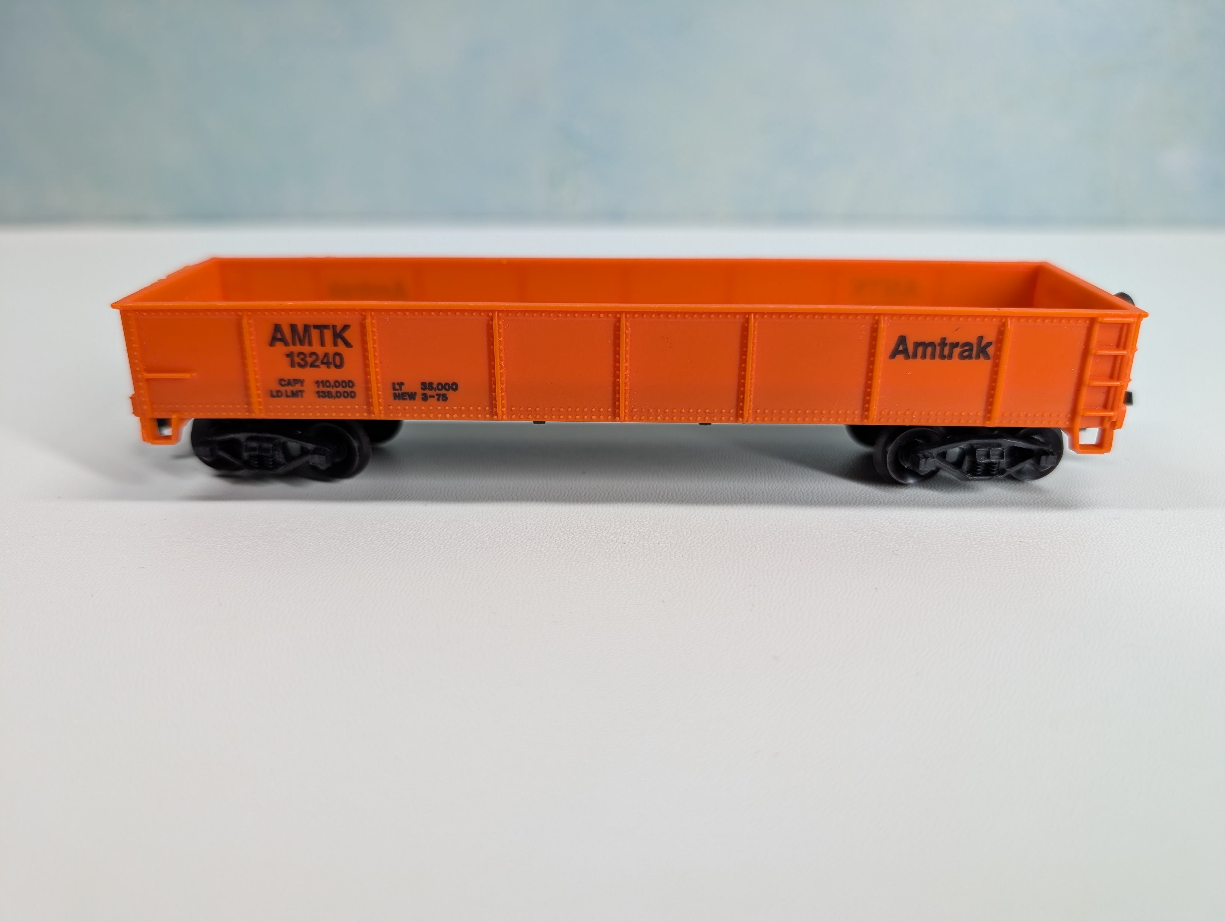 USED Life-Like HO Scale 40' Gondola Amtrak AMTK #13240