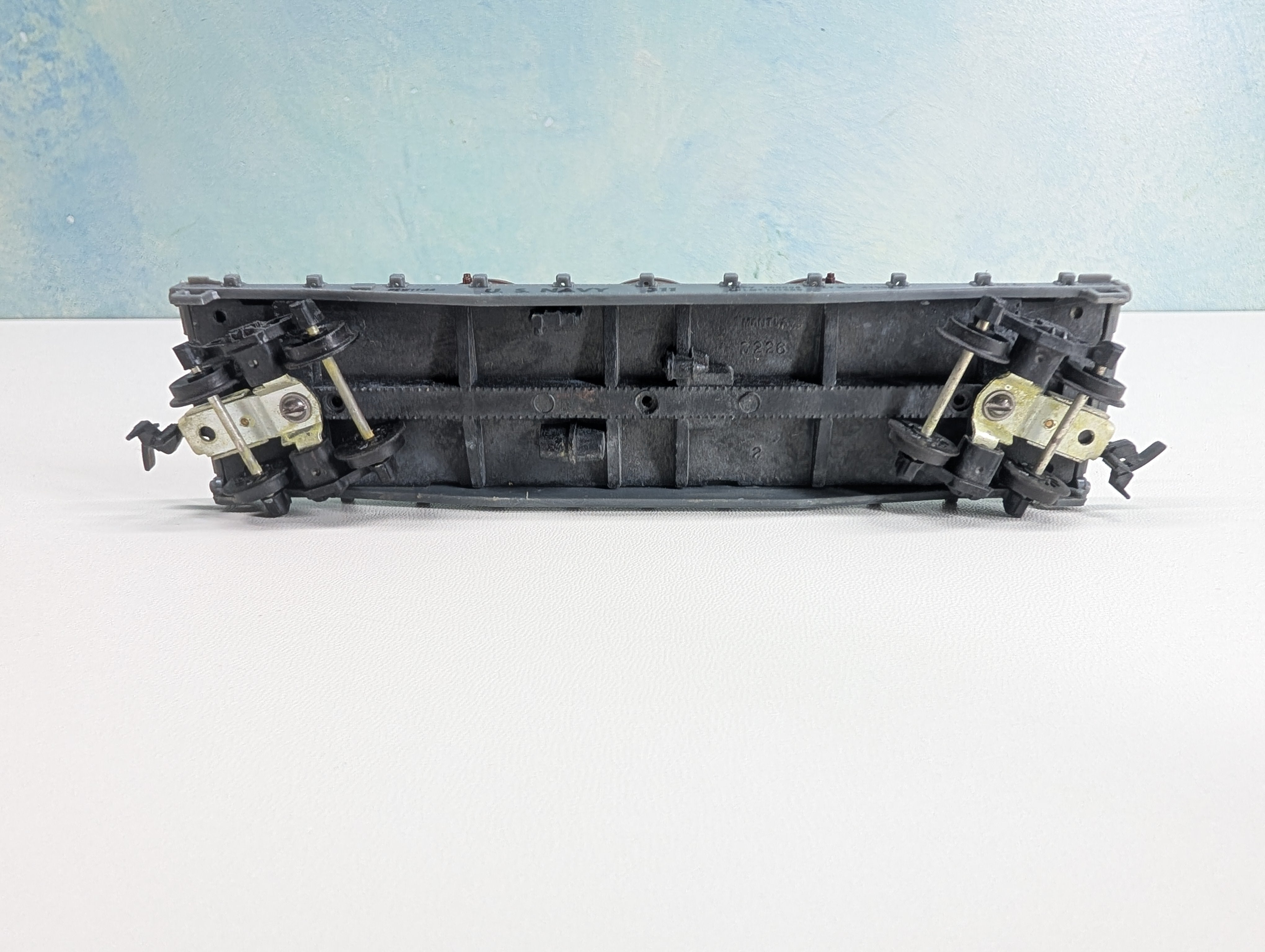 USED Mantua HO Scale 40' Flat Car w/ Tanks US Navy #311
