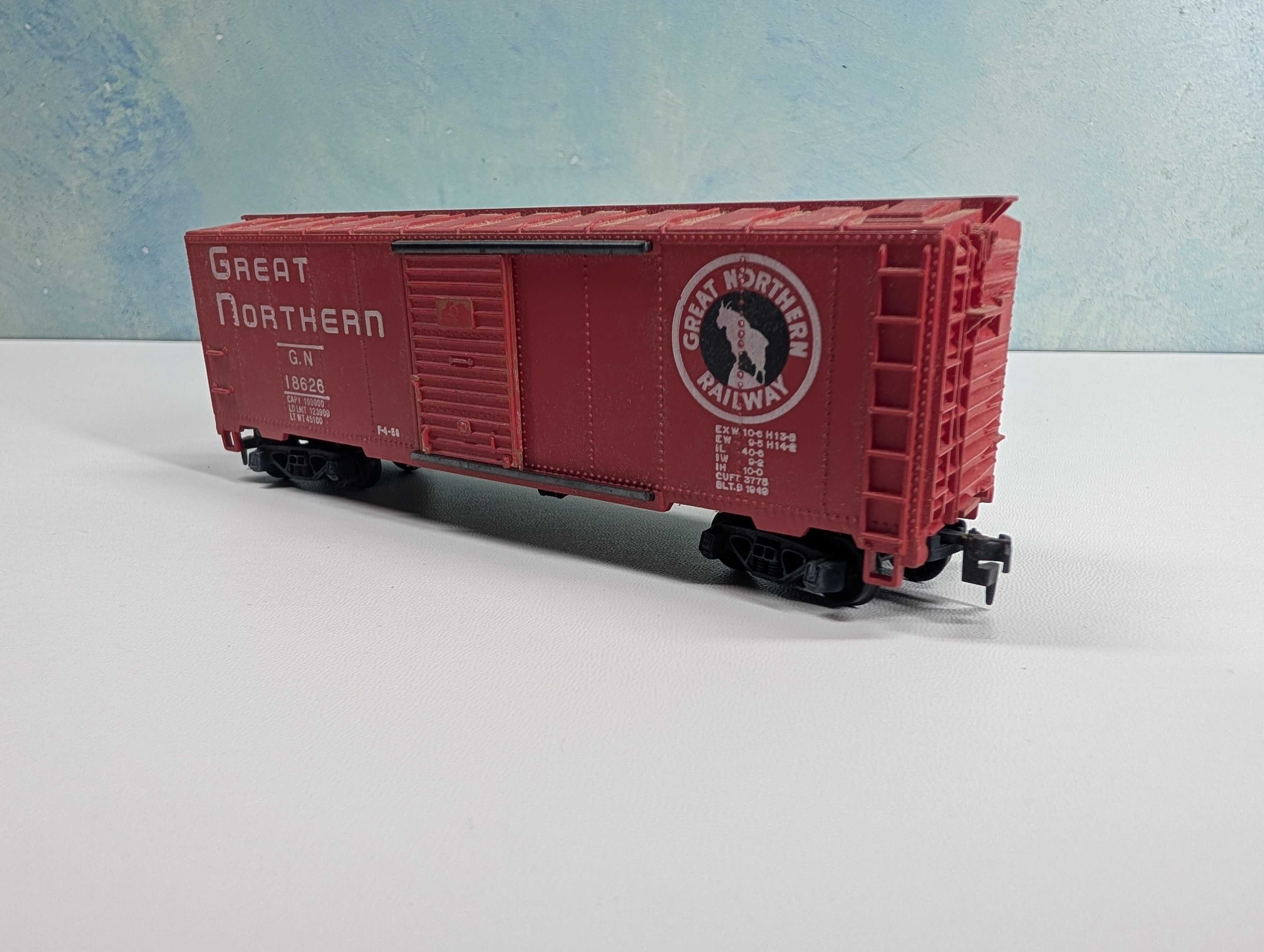 USED Mantua HO Scale 40' Box Car Great Northern GN #18626