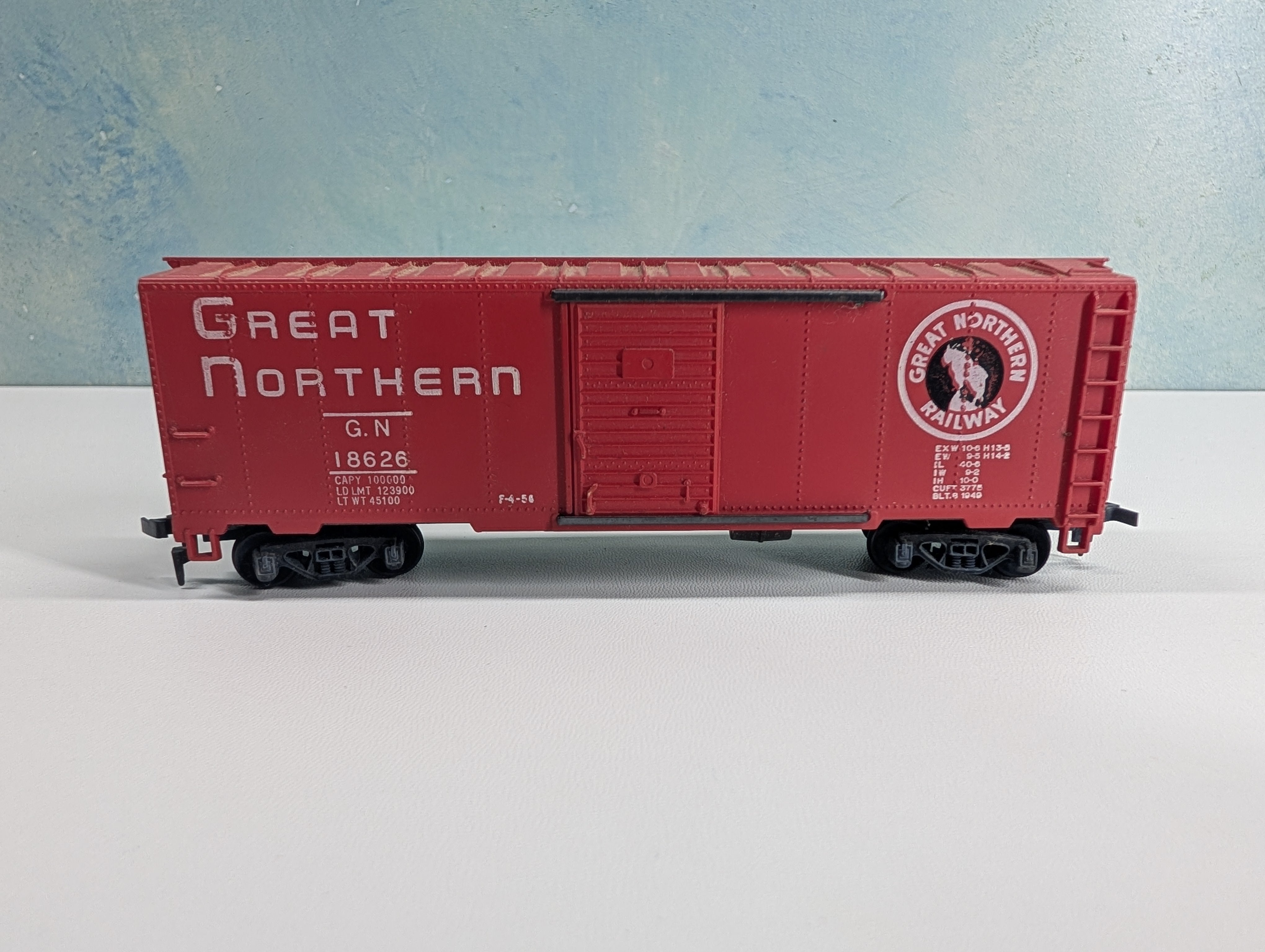 USED Mantua HO Scale 40' Box Car Great Northern GN #18626