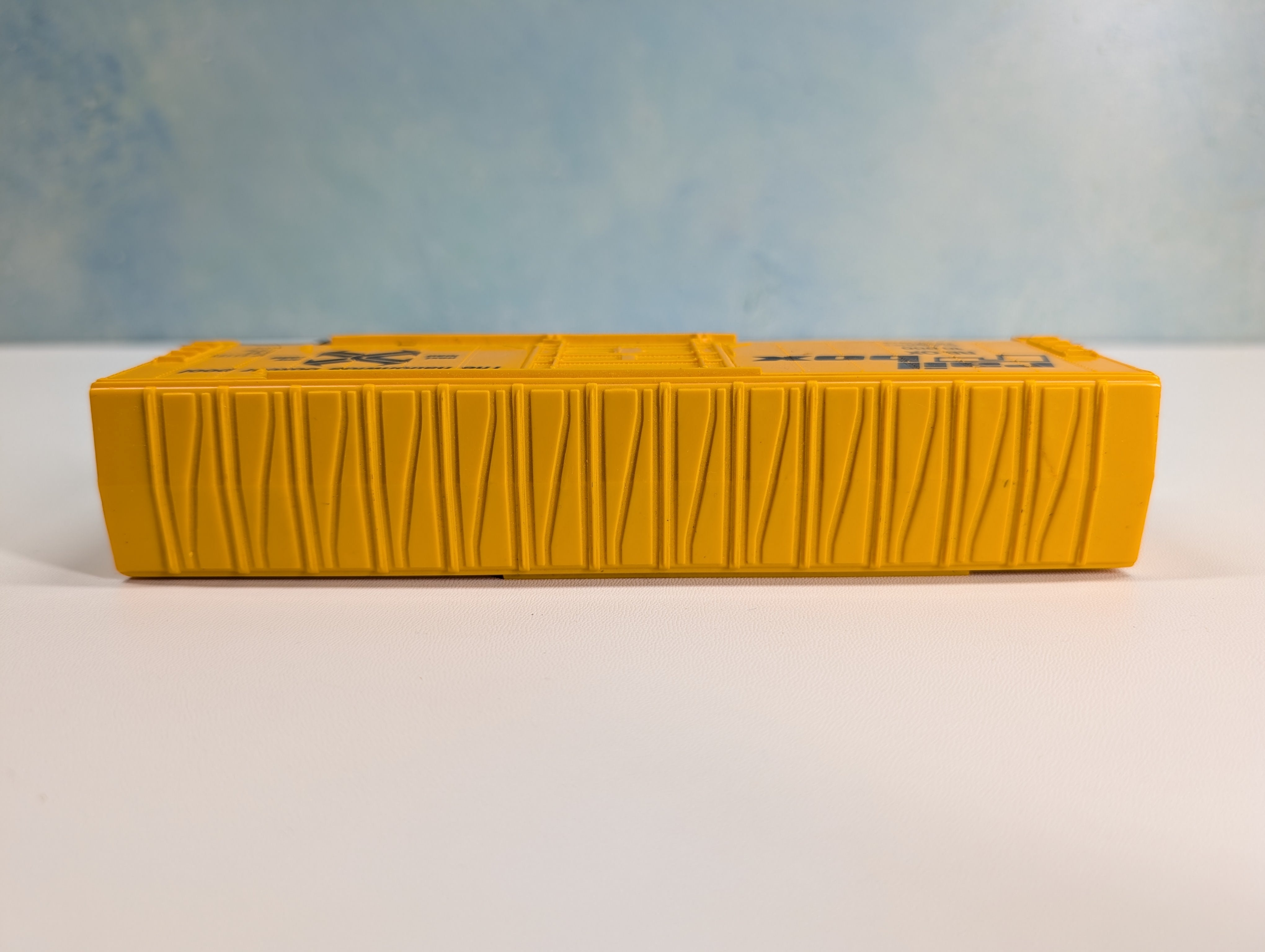 USED AHM HO Scale 50' Box Car Railbox RBOX #10000