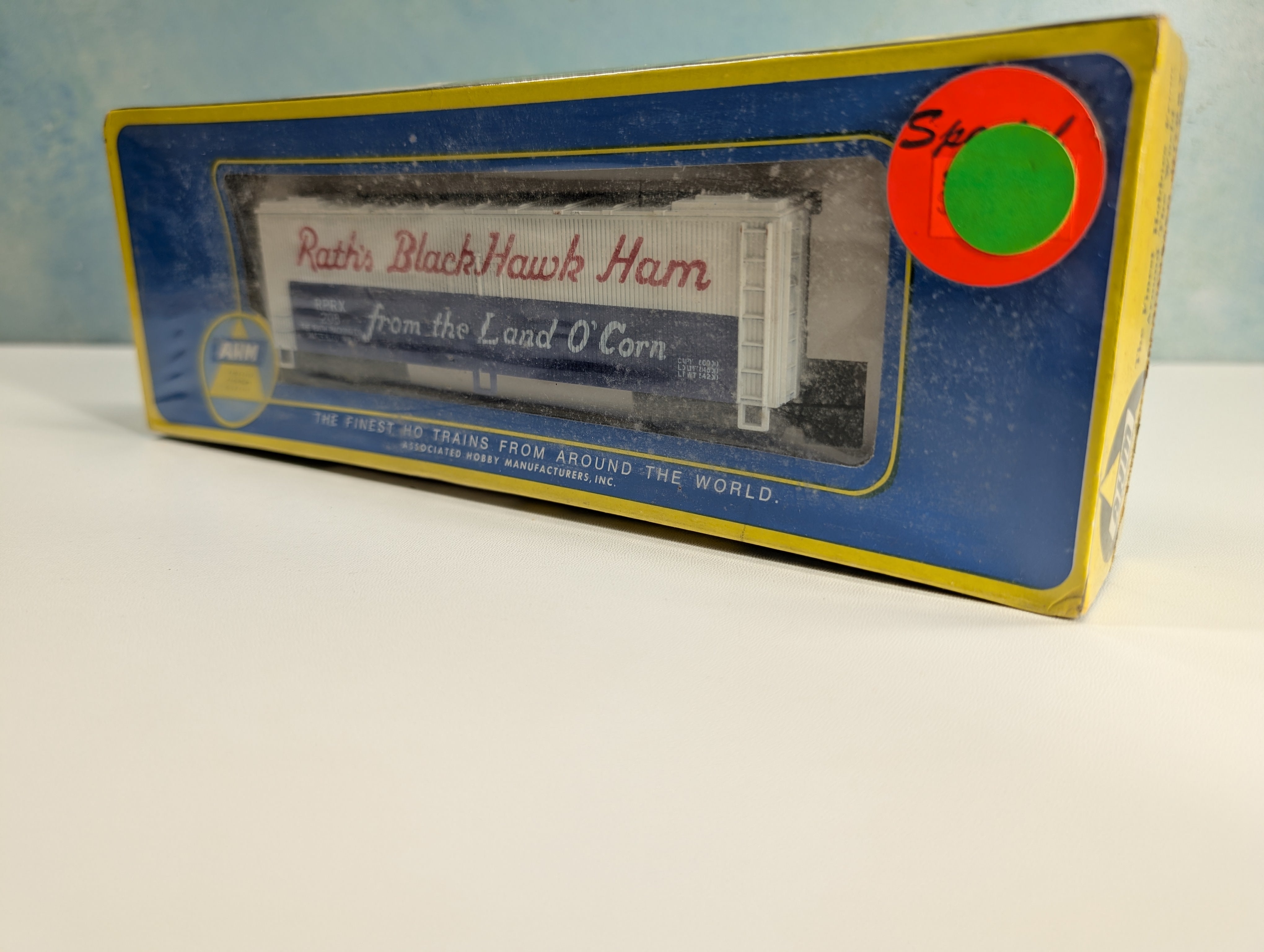 USED AHM 5296E HO Scale Private Owner Reefer Box Car Rath's RPRX #208 Sealed