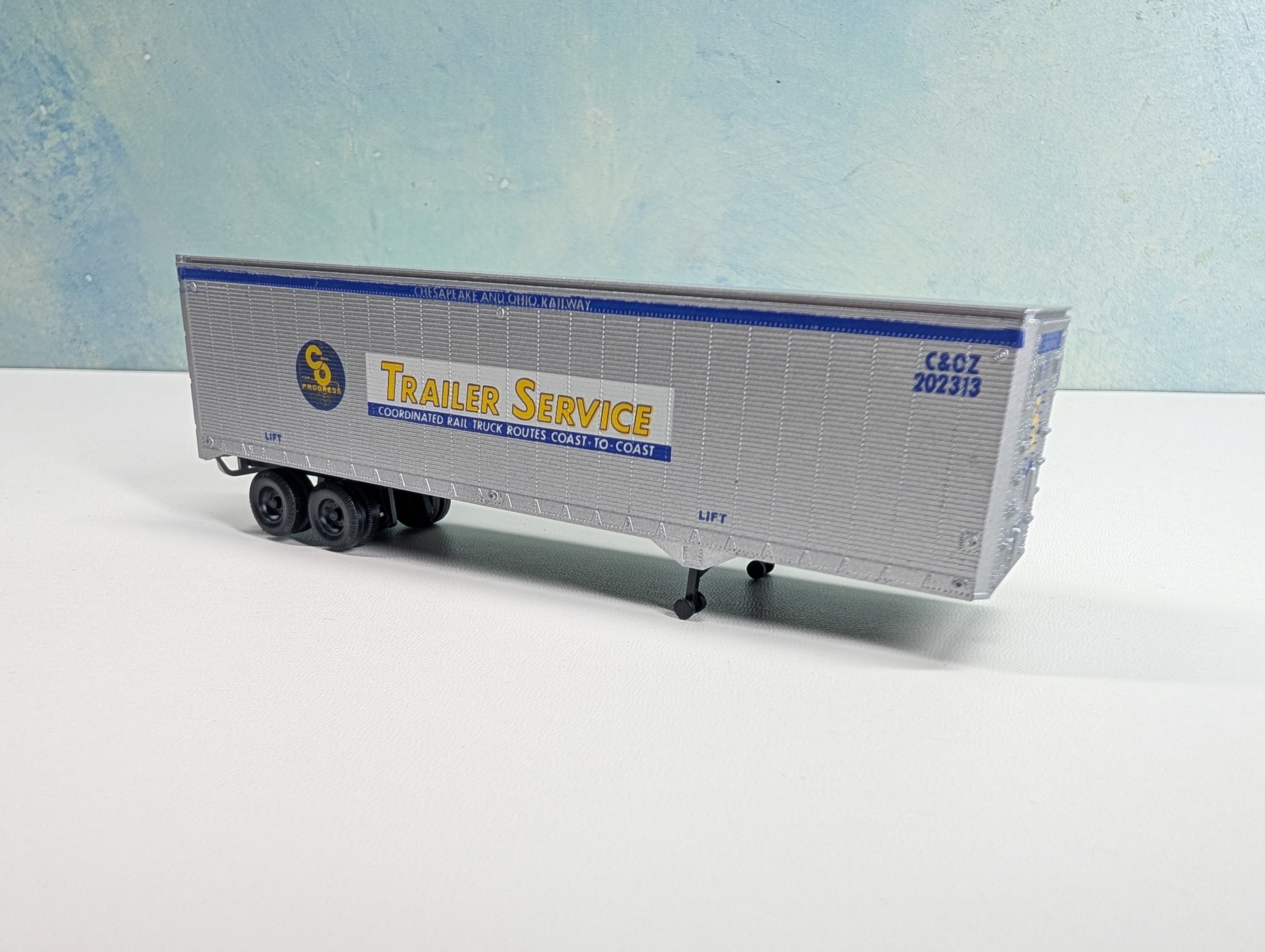 USED Athearn HO Scale 40' Trailer Chesapeake and Ohio #202313