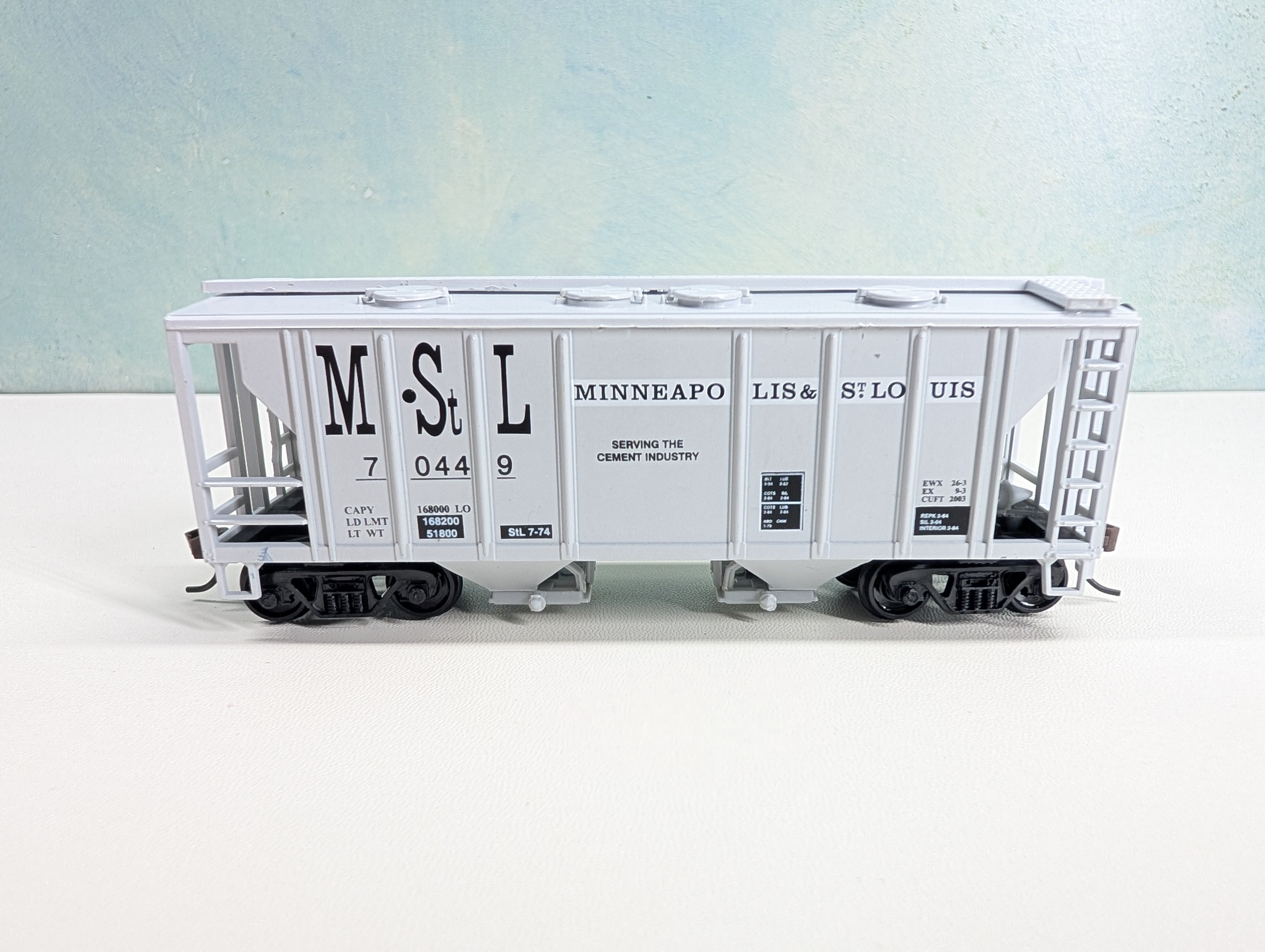 USED Roundhouse HO Scale Covered Hopper Minneapolis & St Louis MStL #70449