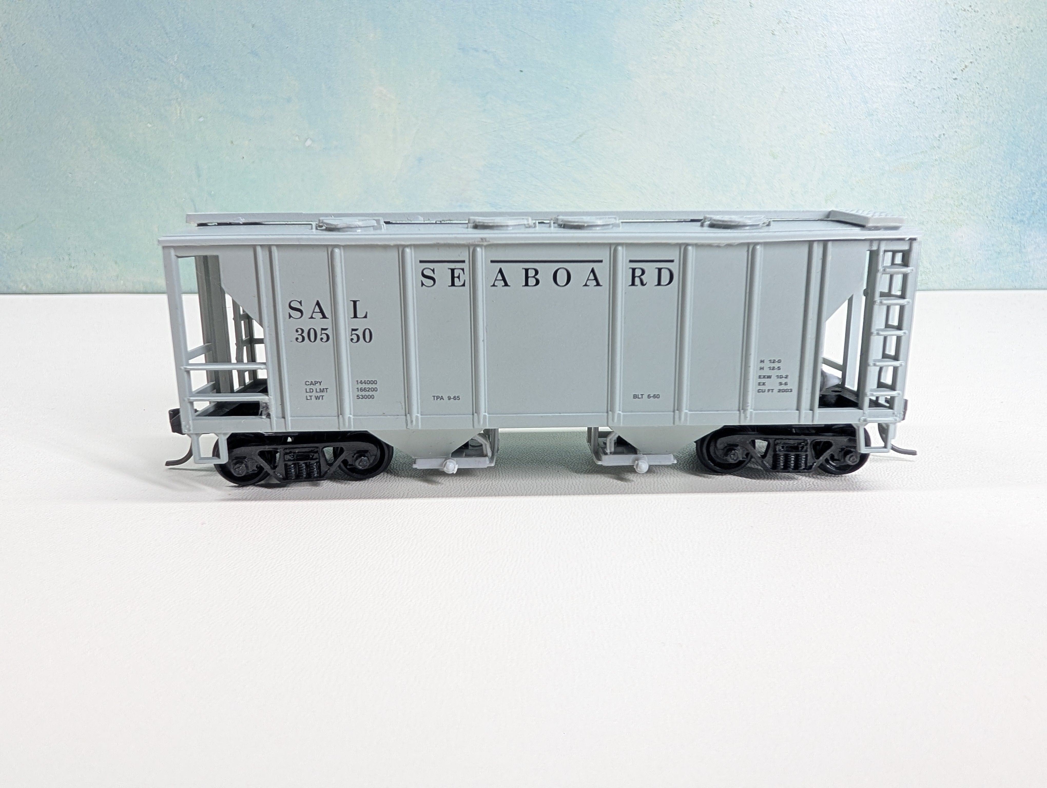 USED Roundhouse HO Scale Covered Hopper Seaboard SAL #30550