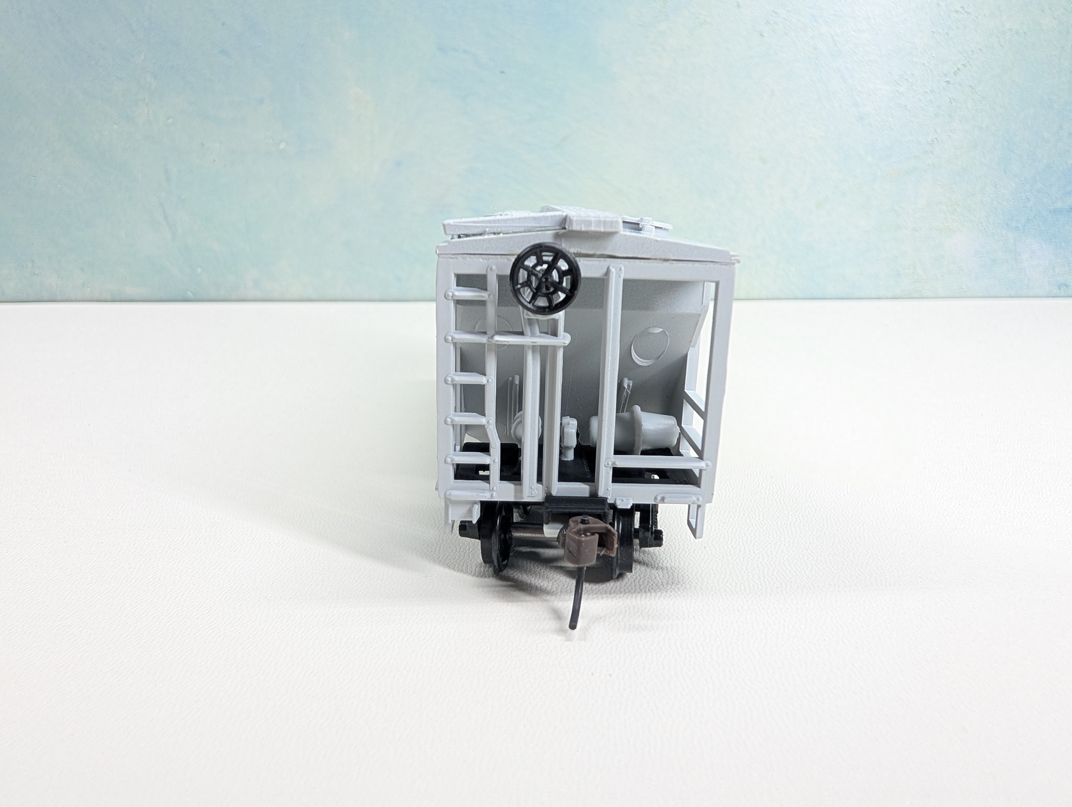 USED Roundhouse HO Scale Covered Hopper Minneapolis & St Louis MStL #70527