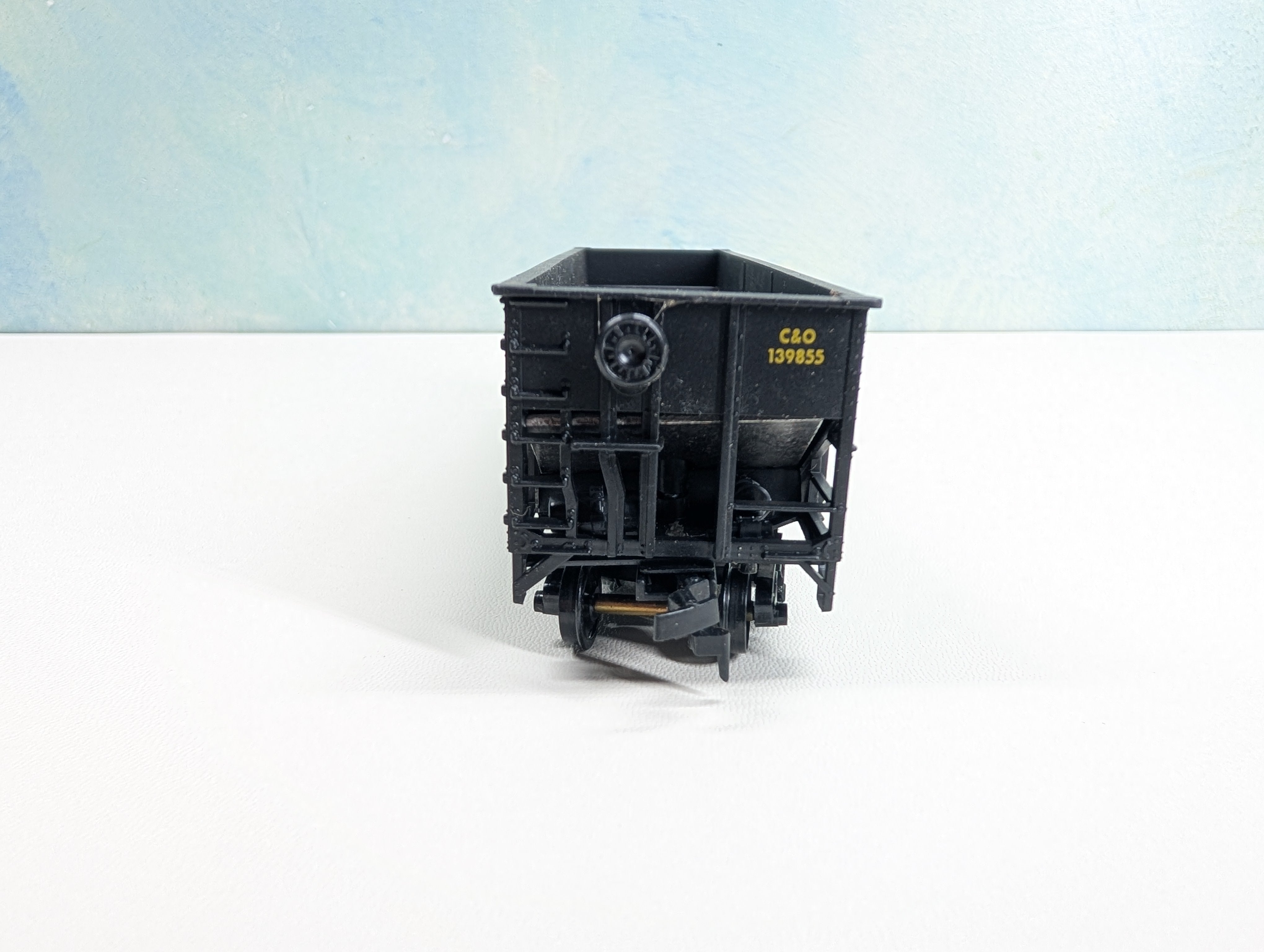 USED Stewart Hobbies HO Scale 70 Ton 14 Panel Tripple Hopper Chessie System C&O #139855