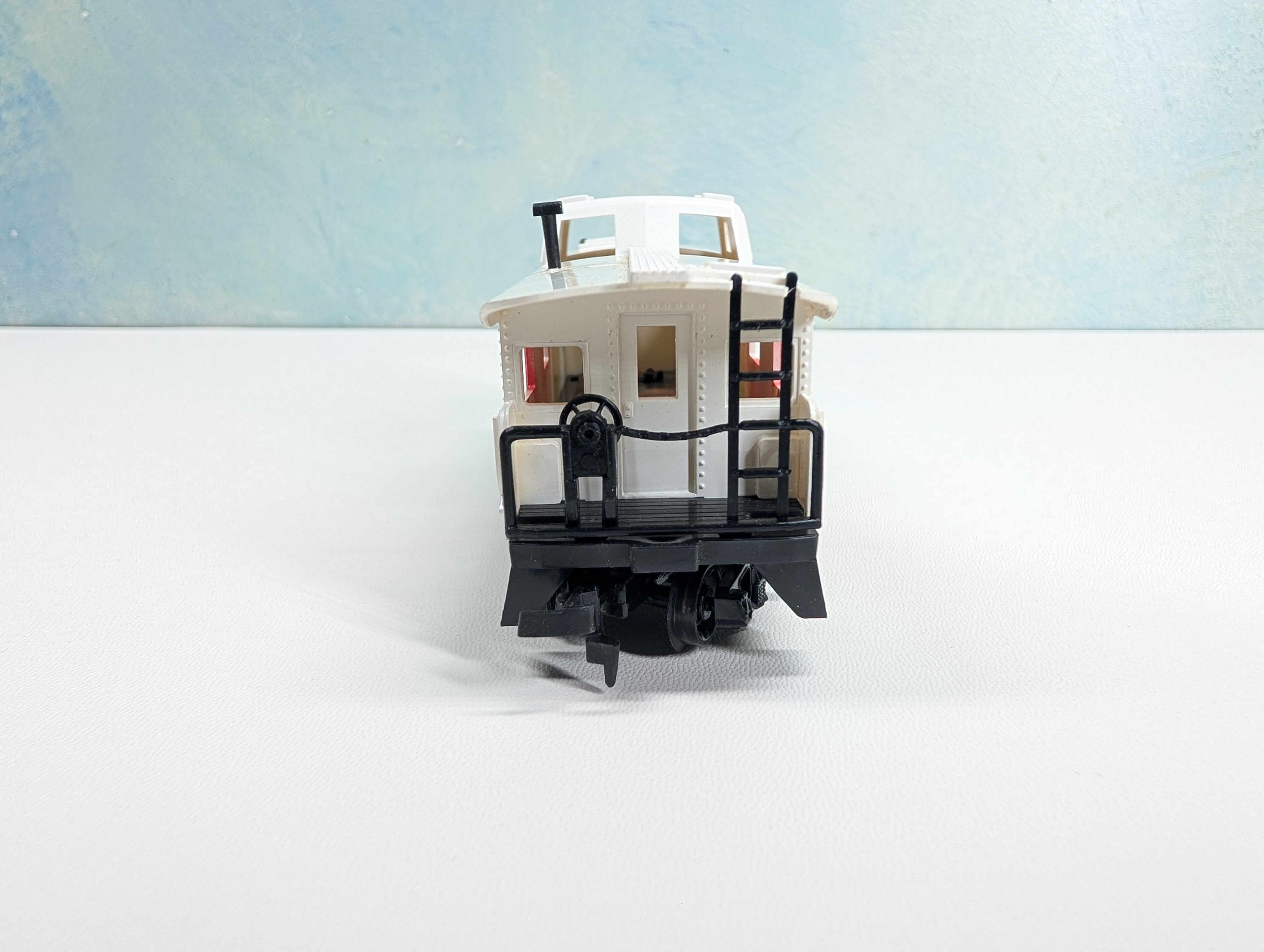 USED Tyco HO Scale Spirit of '76 Caboose
