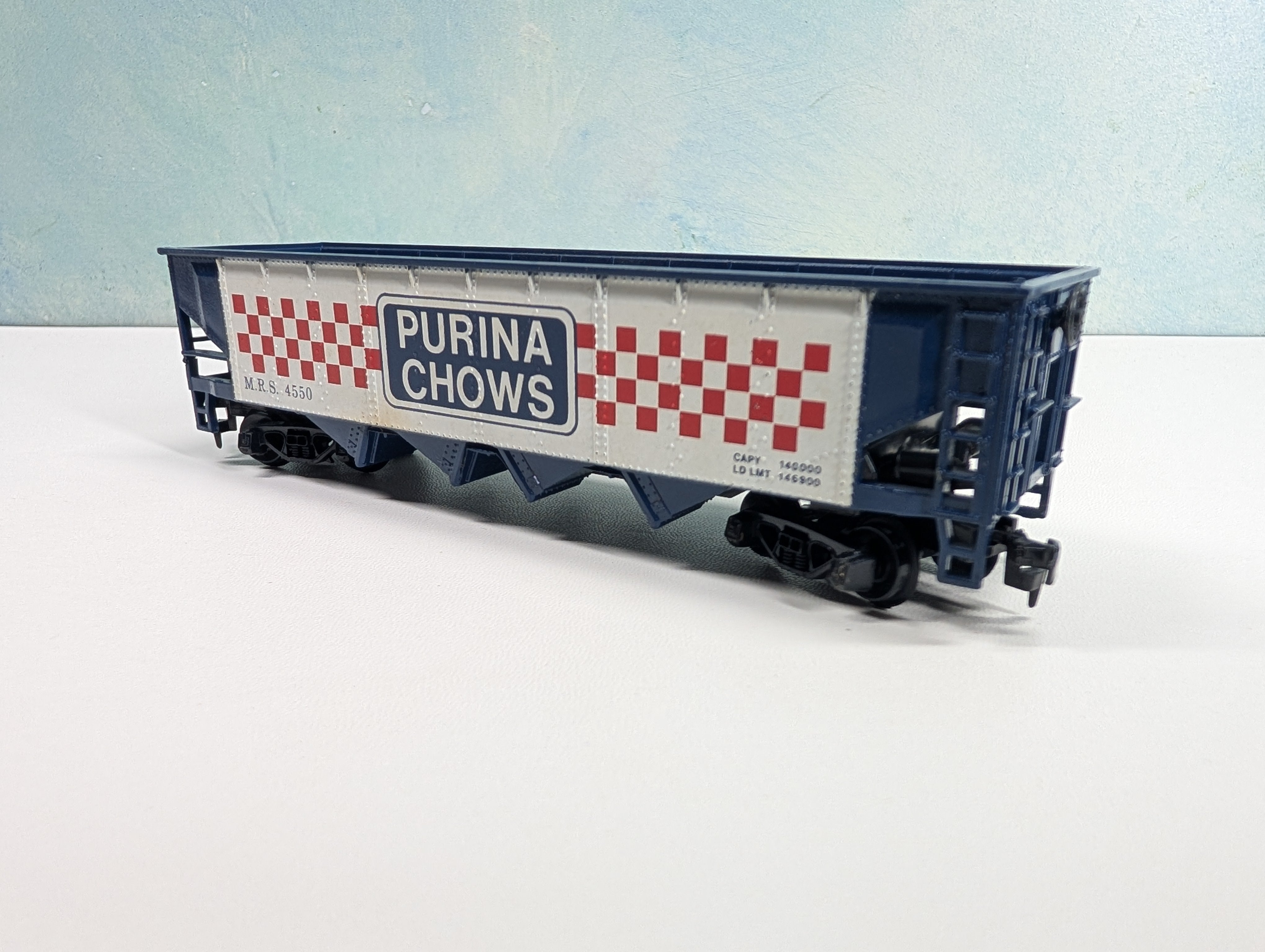 USED Tyco HO Scale Billboard Hopper Purina Chows MRS #4550