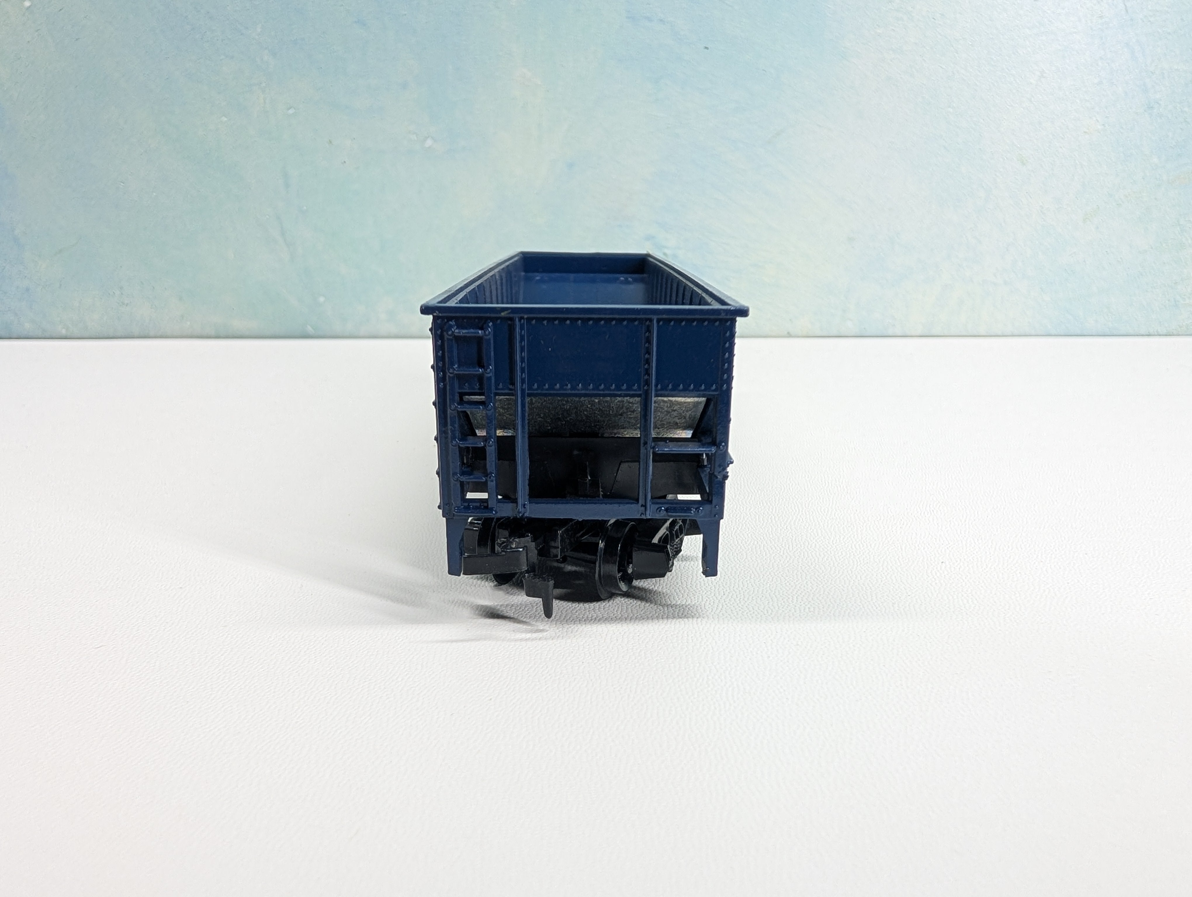 USED Tyco HO Scale Billboard Hopper Purina Chows MRS #4550