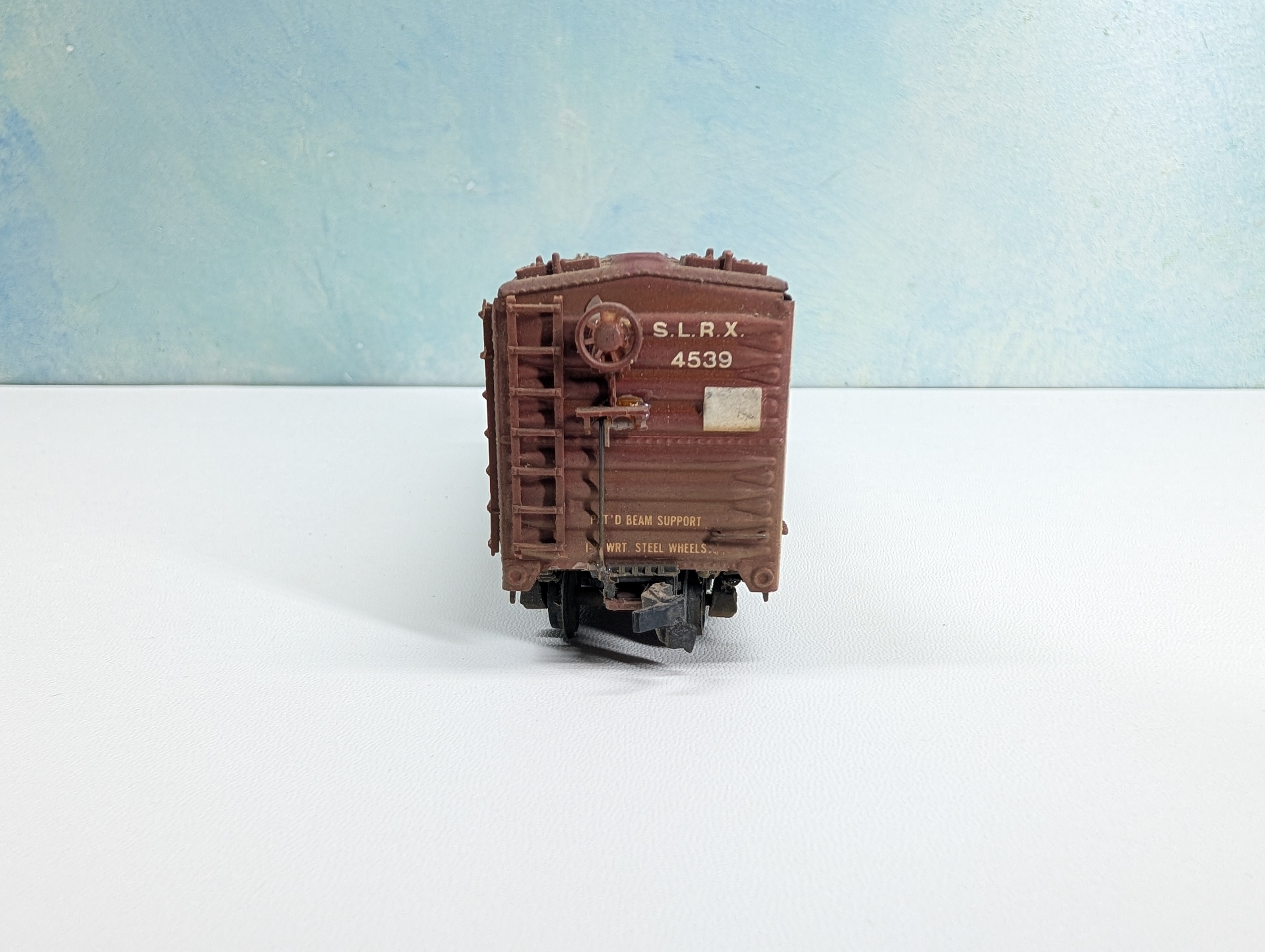 USED Varney HO Scale Reefer St. Louis Refrigerator Car SLRX #4539 Weathered