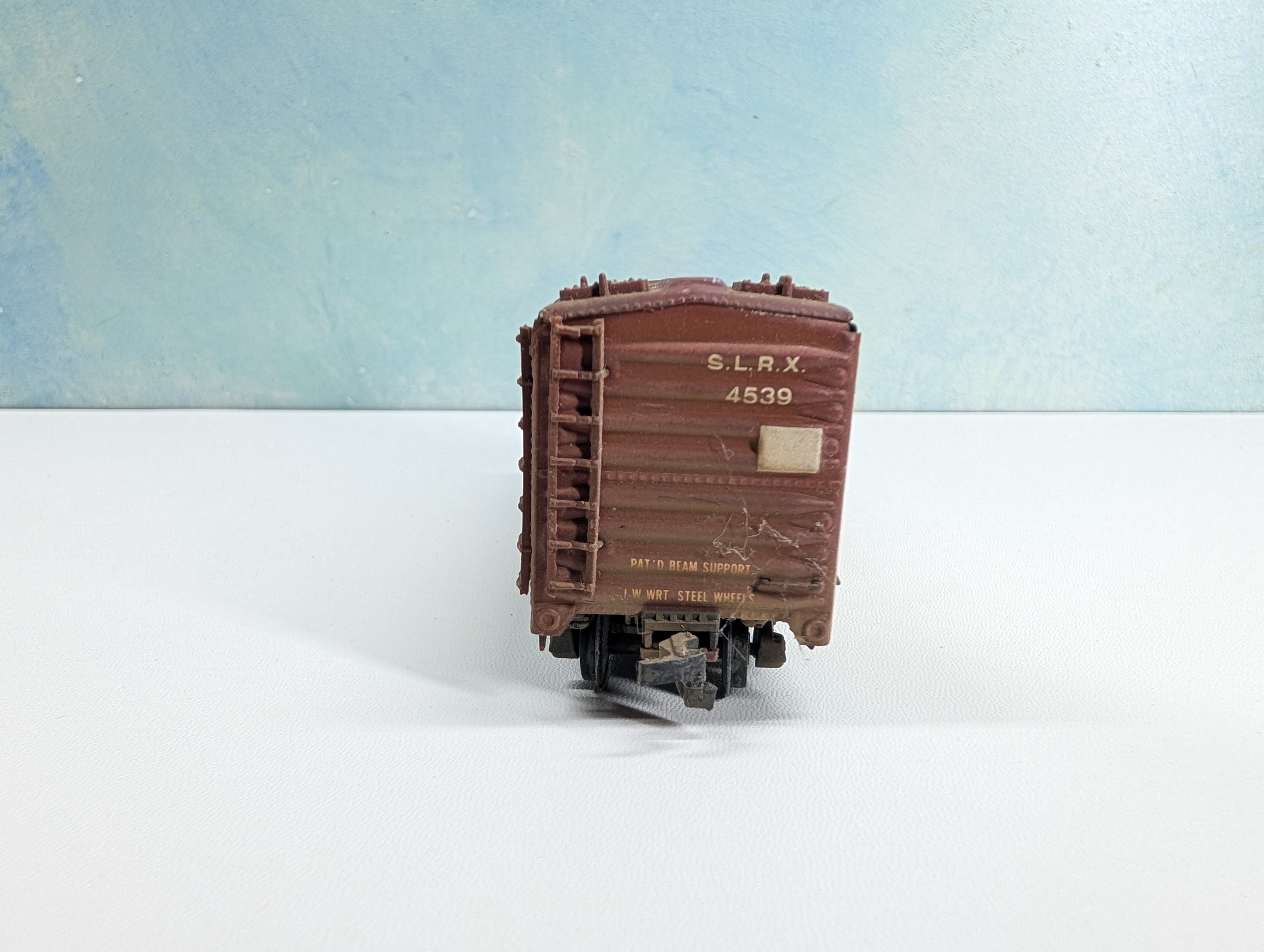 USED Varney HO Scale Reefer St. Louis Refrigerator Car SLRX #4539 Weathered