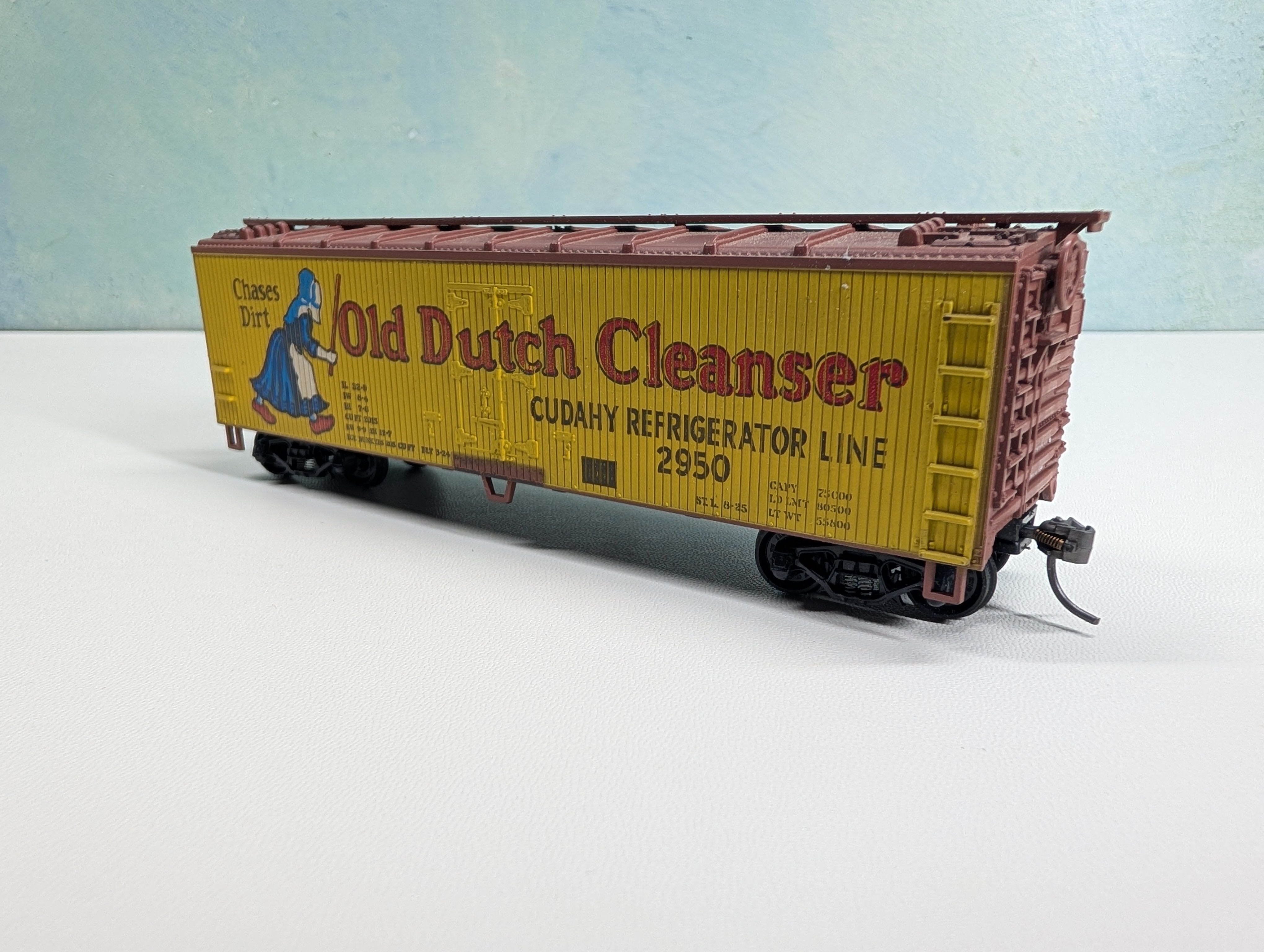 USED TRAIN MINIATURE 8052 HO Scale Wood Reefer Old Dutch Cleanser #2950