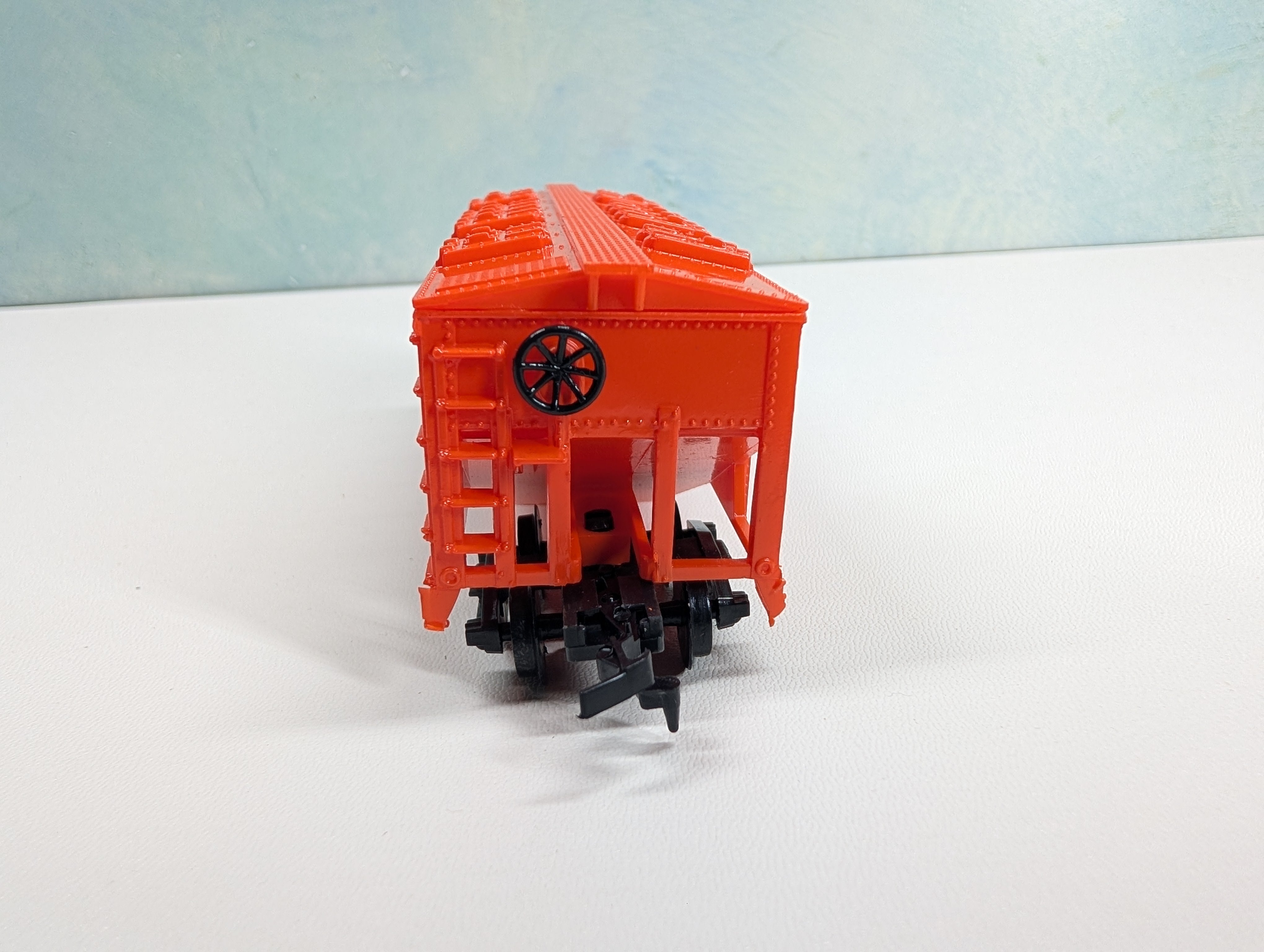 USED HO Scale 2 Bay Covered Hopper Rio Grande D&RGW #18350