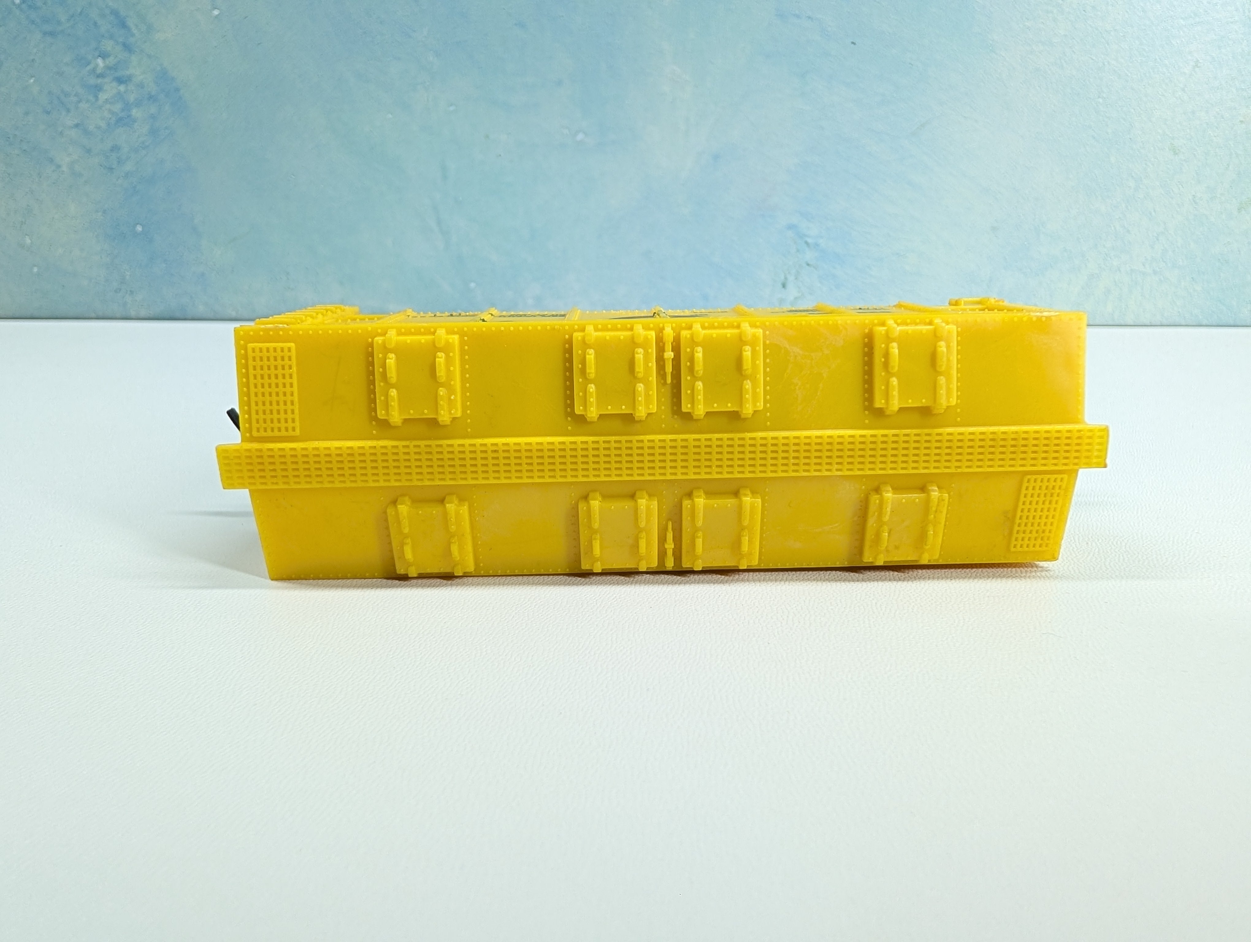 USED HO Scale 2 Bay Covered Hopper Chessie System B&O #629822