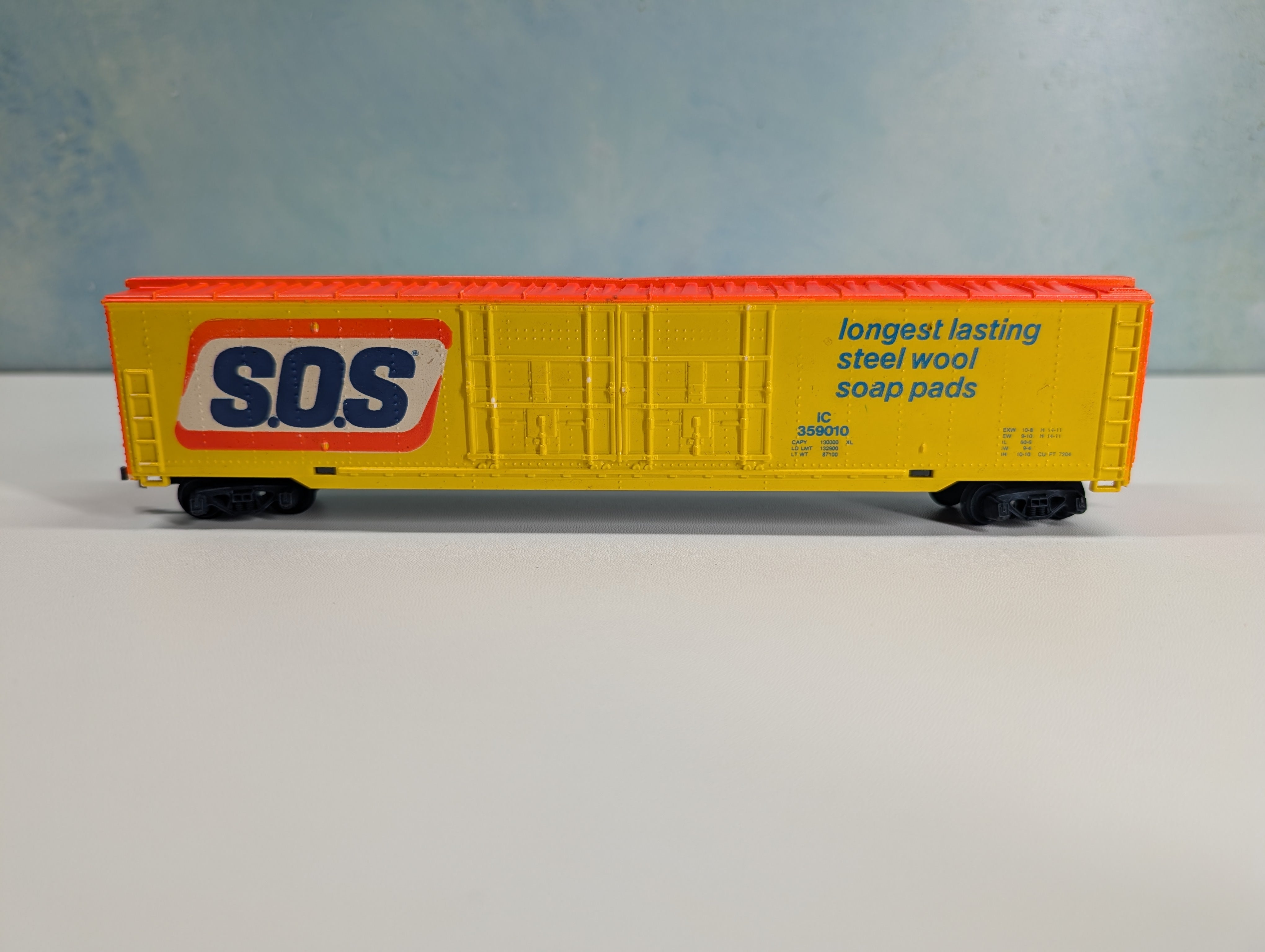 USED Tyco HO Scale 62' Billboard Box Car S.O.S. IC #259010
