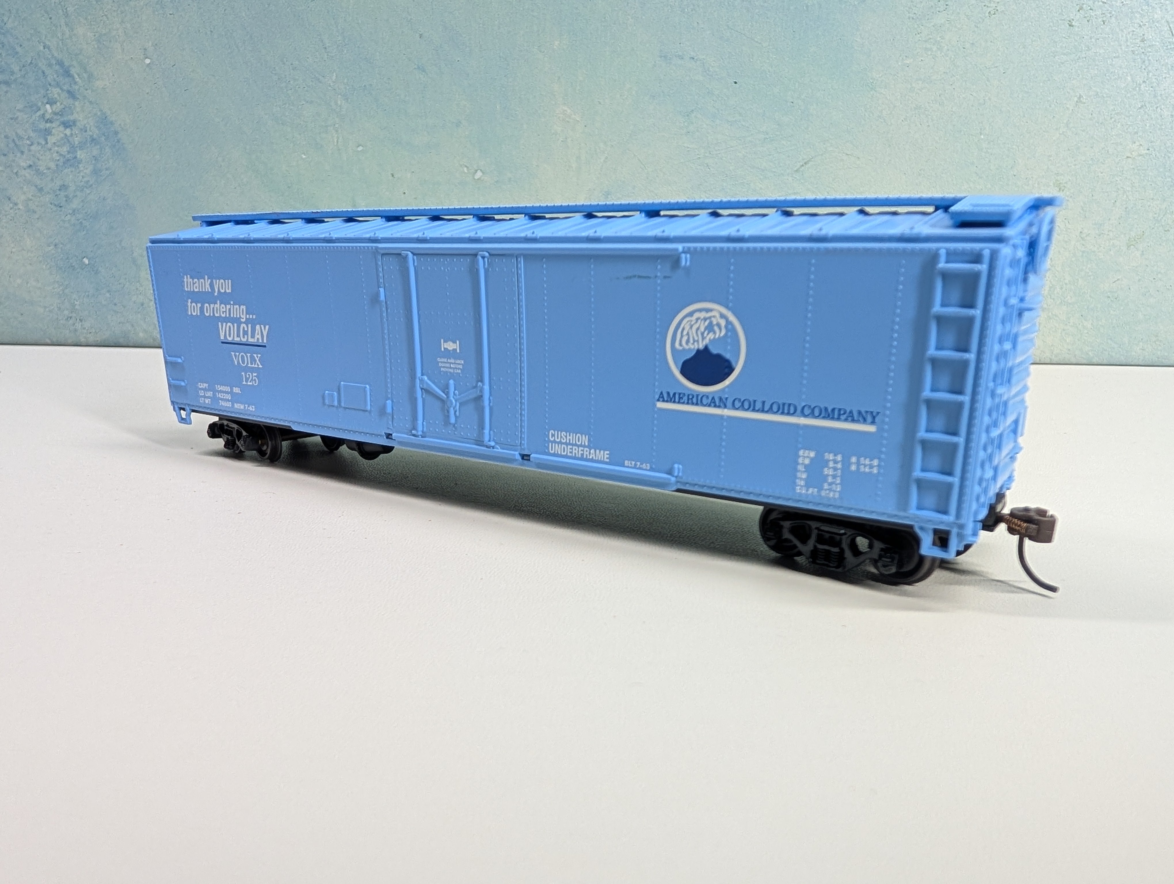 USED Roundhouse HO Scale 50' Plug Door Box Car Volclay VOLX #125