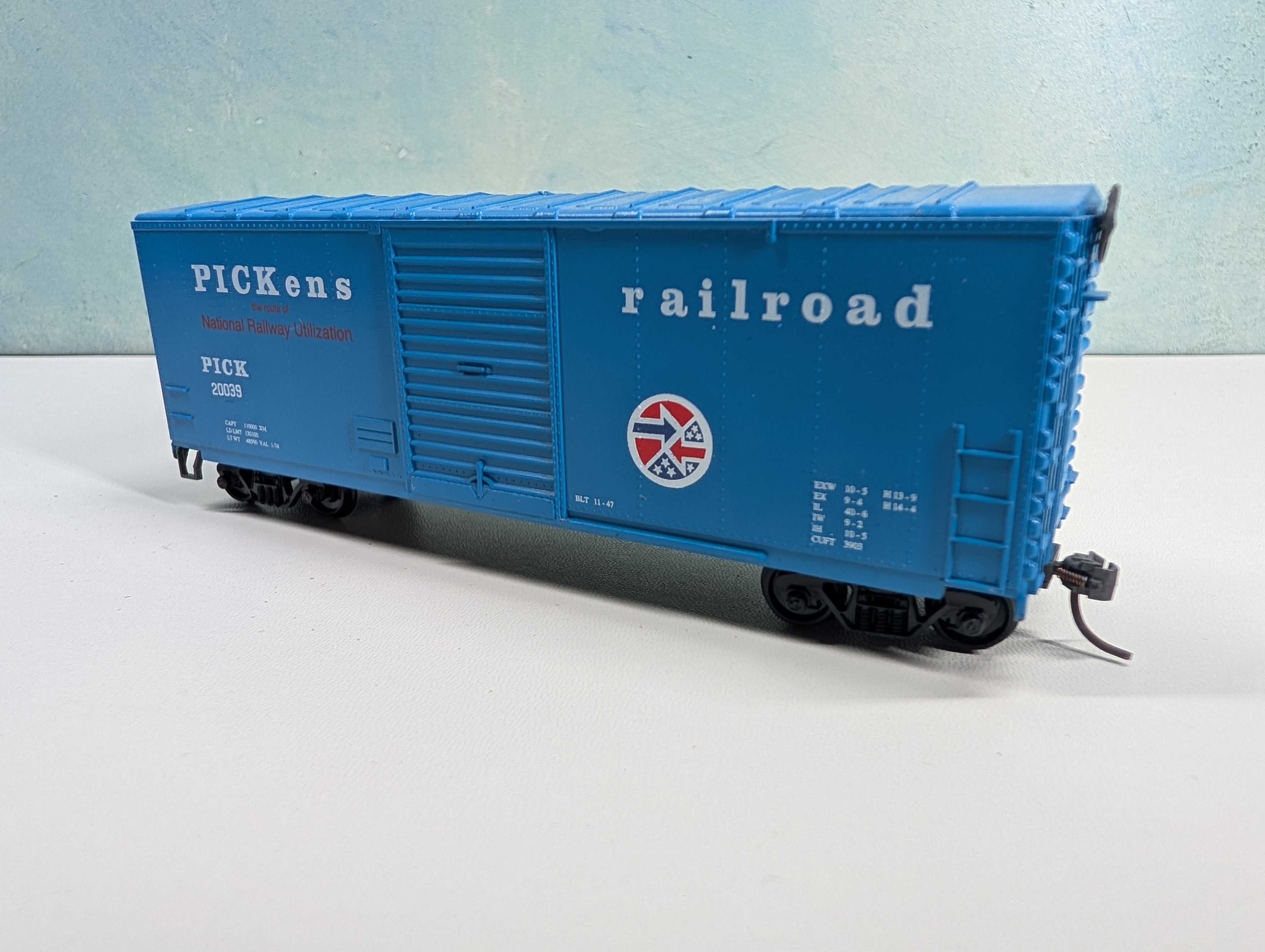 USED Roundhouse HO Scale 40' Box Car PICKens PICK #20039