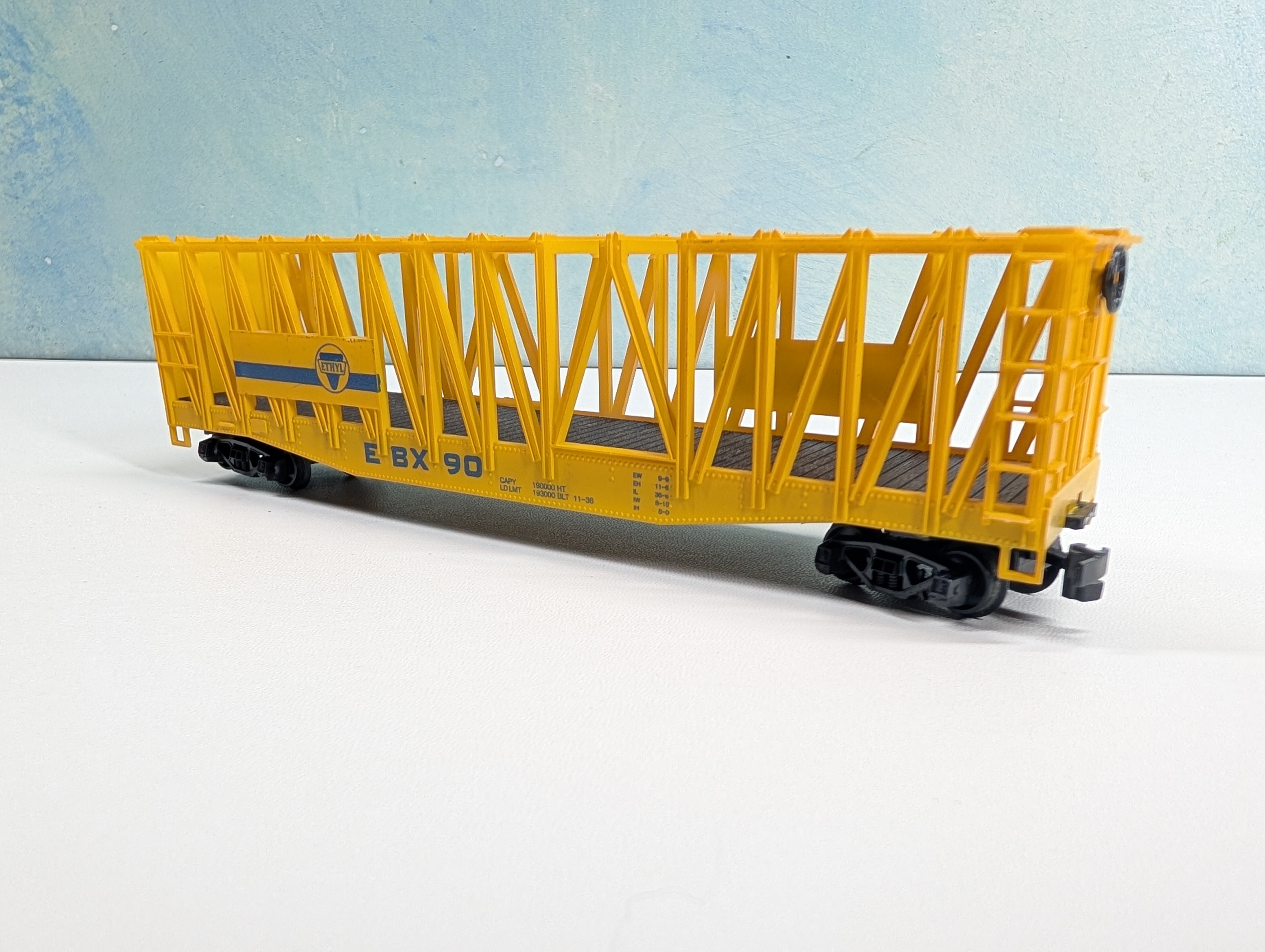 USED Roco HO Scale Container Carrier Ethyl EBX #90