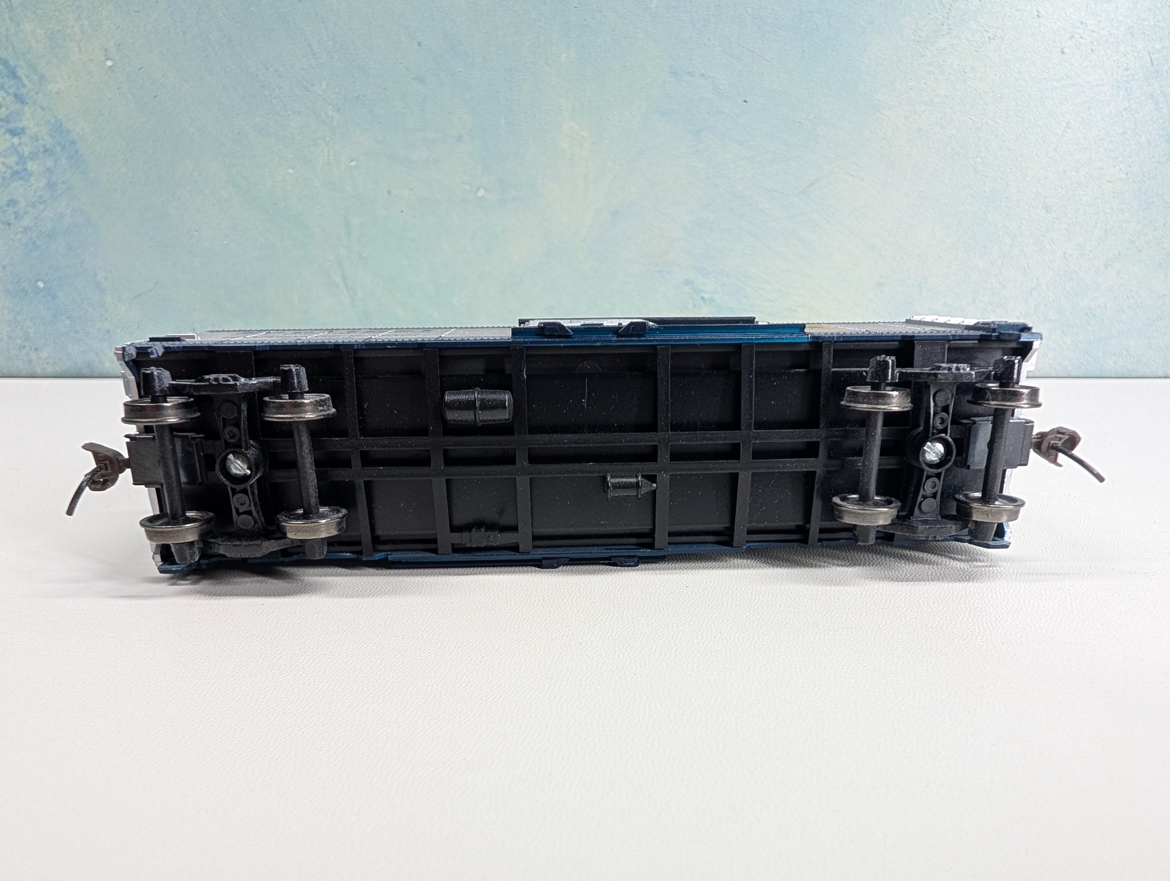 USED Athearn HO Scale 40' Box Car Baltimore and Ohio B&O #466096 Weathered, Metal Wheels