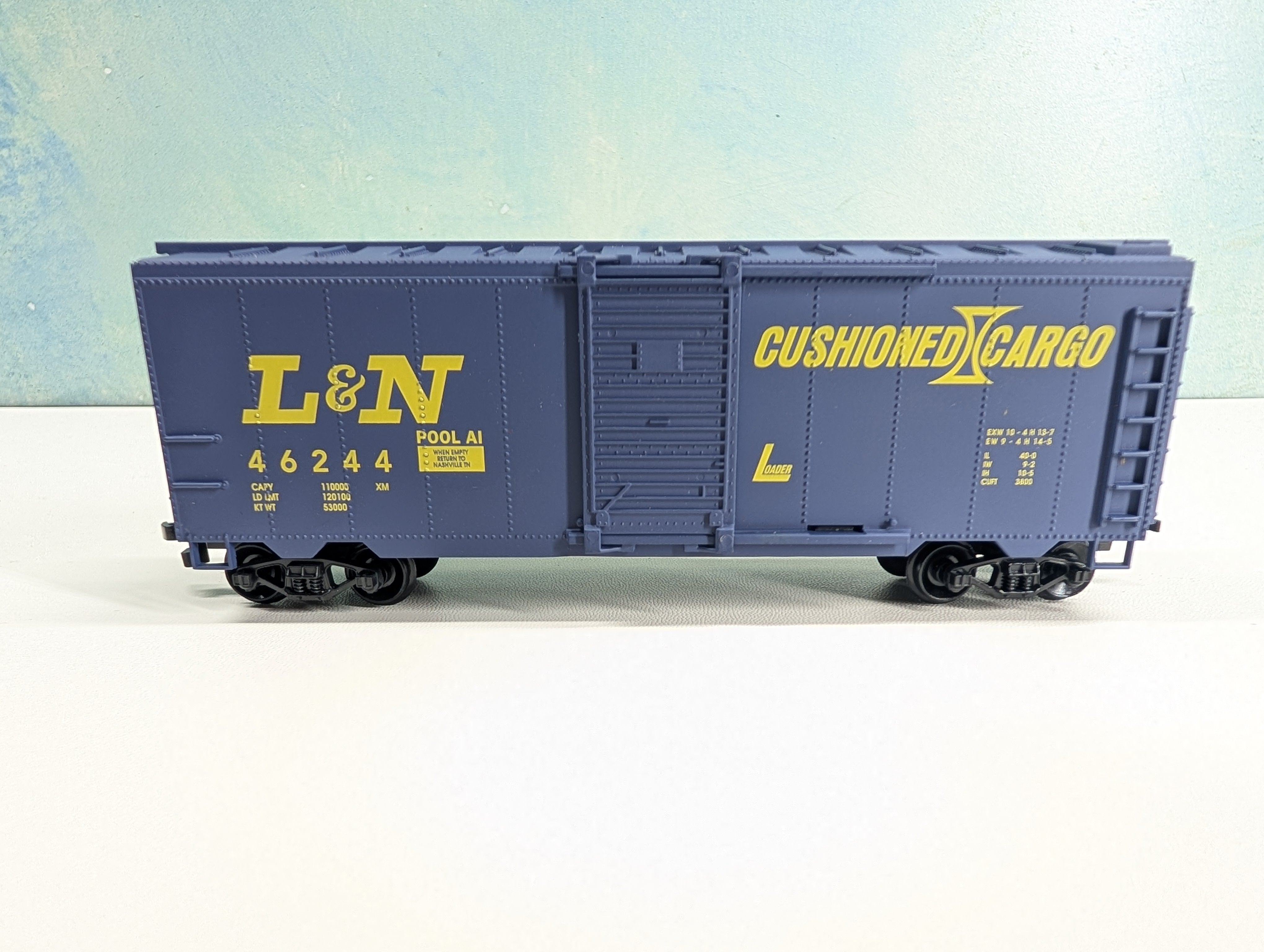 USED Life-Like HO Scale 40' Box Car Louisville & Nashville L&N #46244