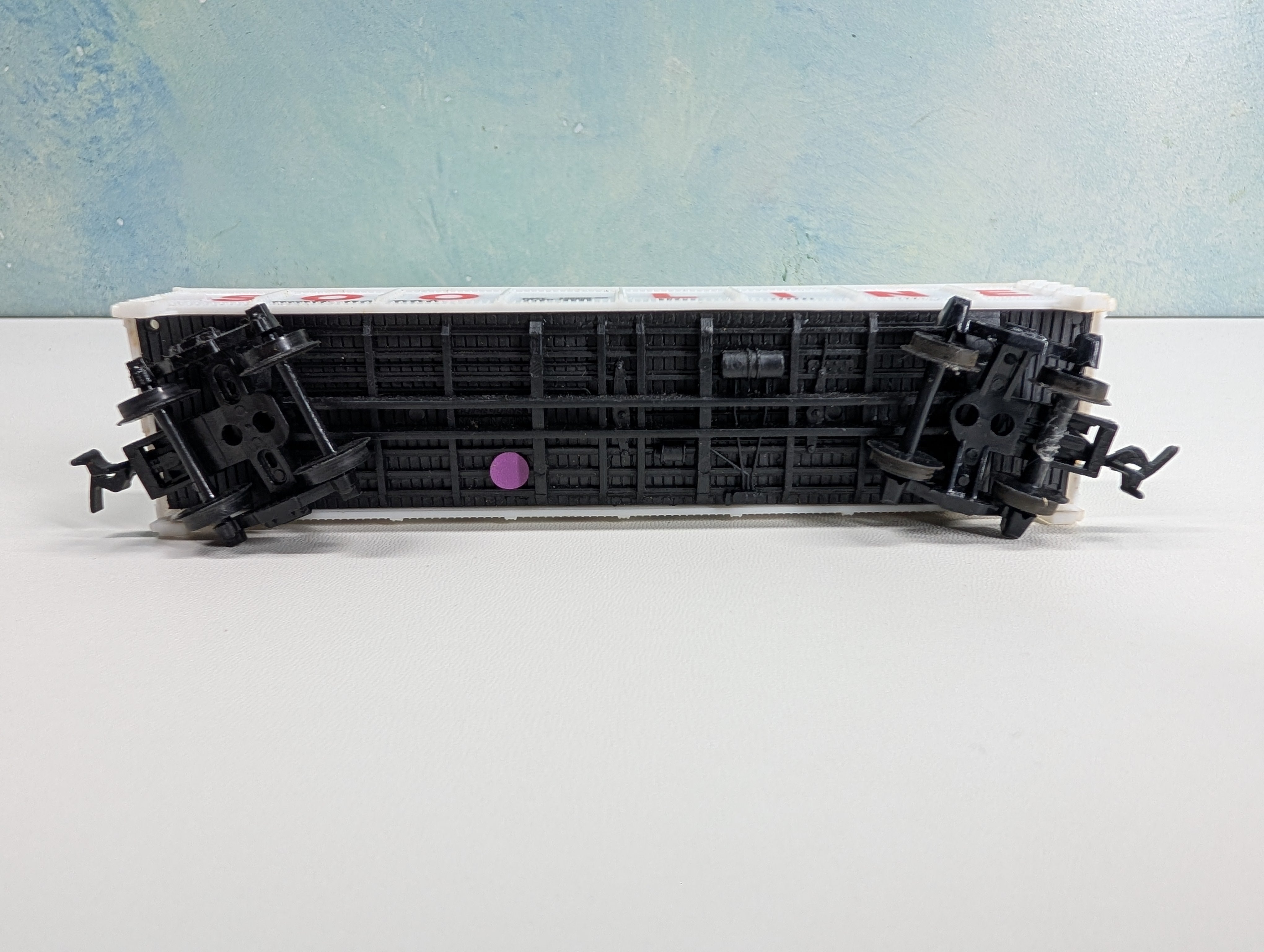 USED Life-Like HO Scale Gondola w/ Load SOO Line #63954