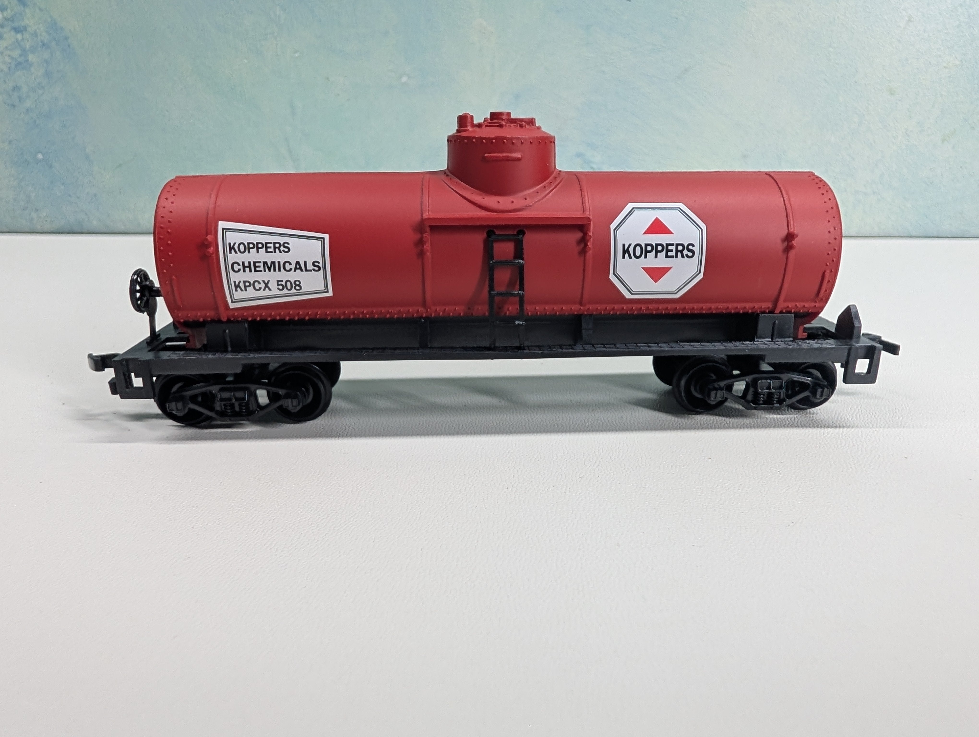 USED Life-Like HO Scale Single Dome Tank Car Koppers Chemicals KPCX #508
