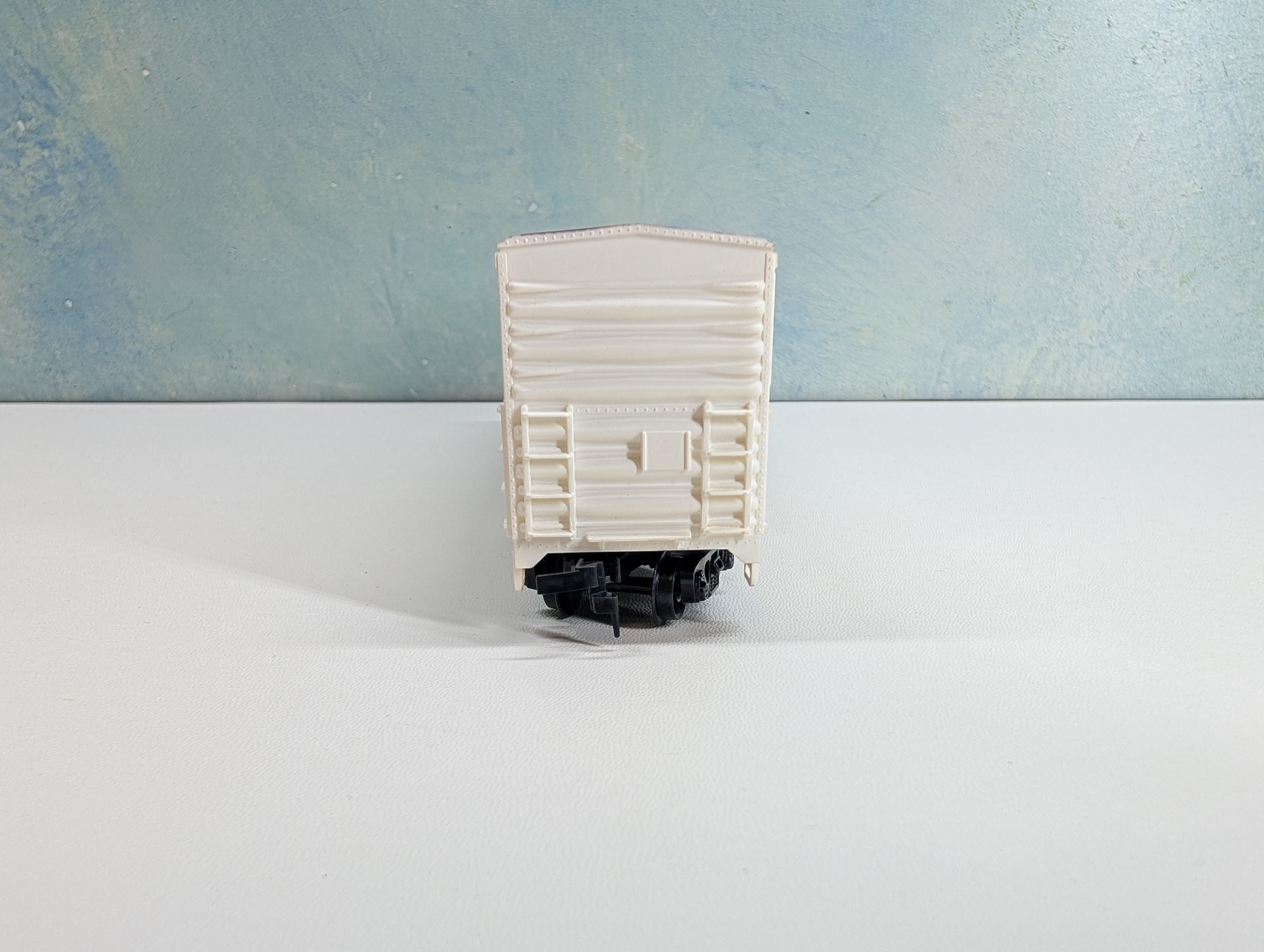 USED PEMCO HO Scale 60' Reefer Box Car Michigan Central #18505 Merchants Despatch