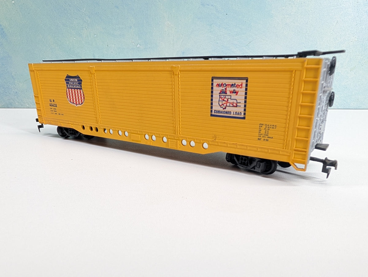 USED AHM HO Scale All Door Box Car Union Pacific UP #40628