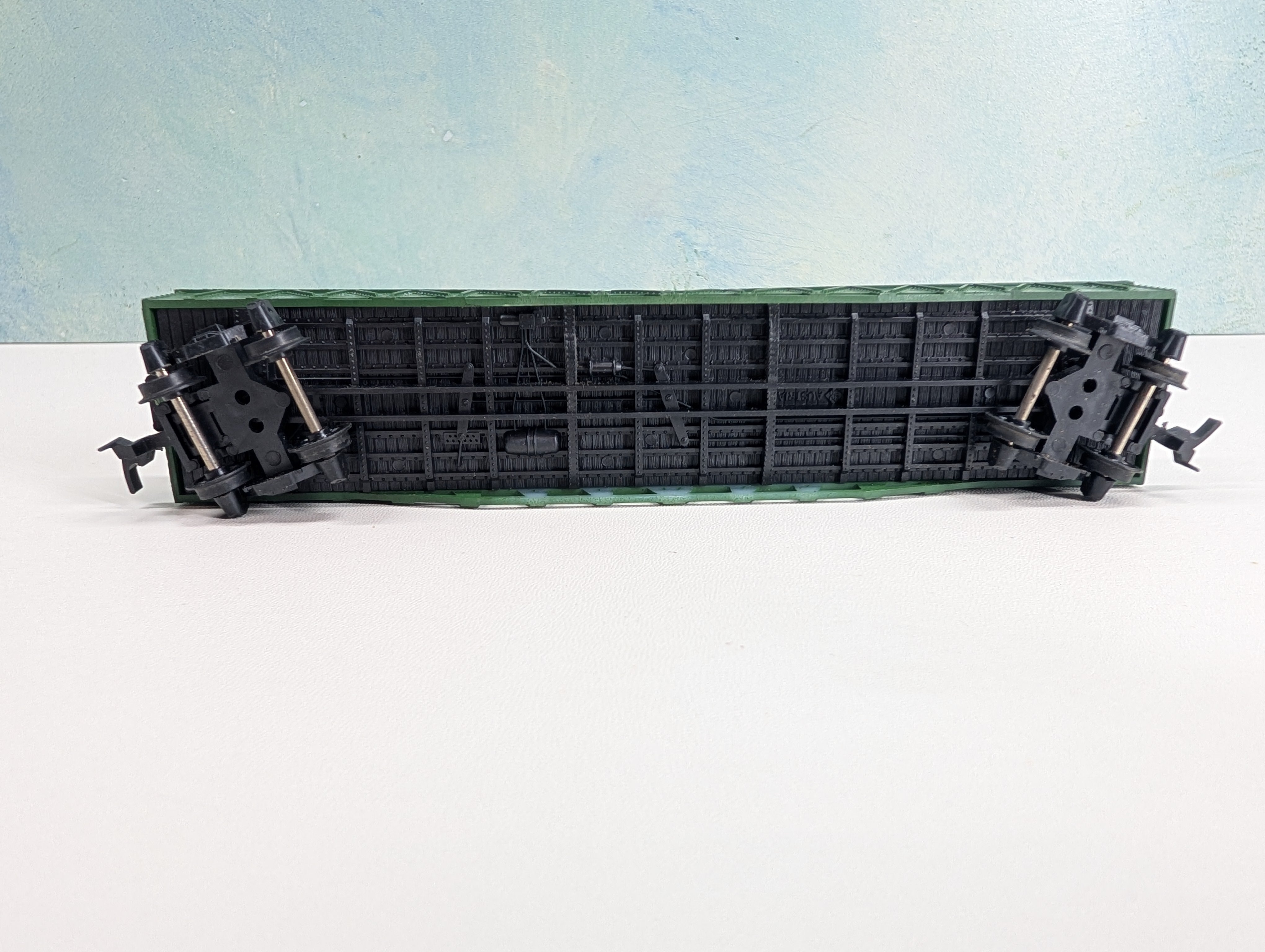 USED AHM HO Scale 50' Wooden OB Gondola Pittsburgh and Lake Erie P&LE